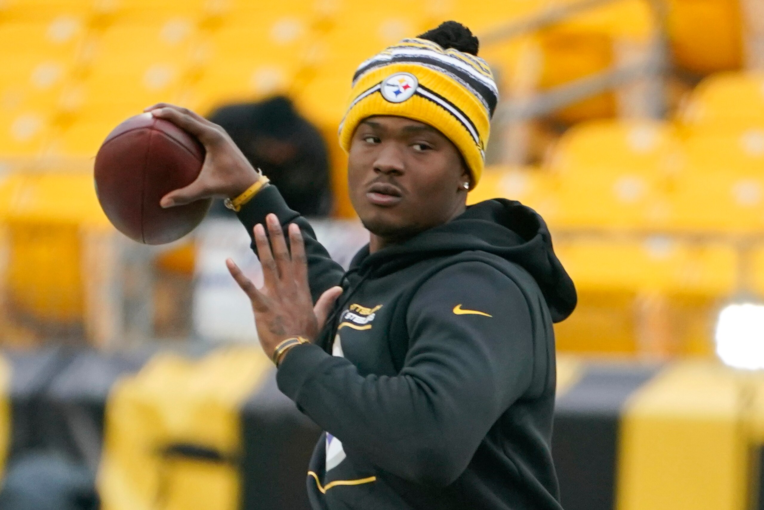 Pittsburgh Steelers quarterback Dwayne Haskins (3) warms up before an NFL football game against the Tennessee Titans, Sunday, Dec. 19, 2021, in Pittsburgh. (AP Photo/Gene J. Puskar)