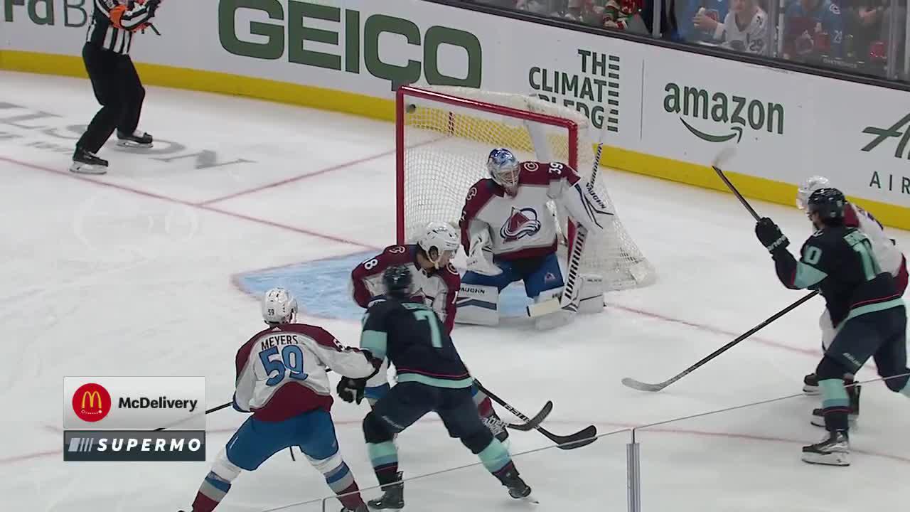 Avalanche unveil 2022 Stanley Cup rings, featuring 669 diamonds