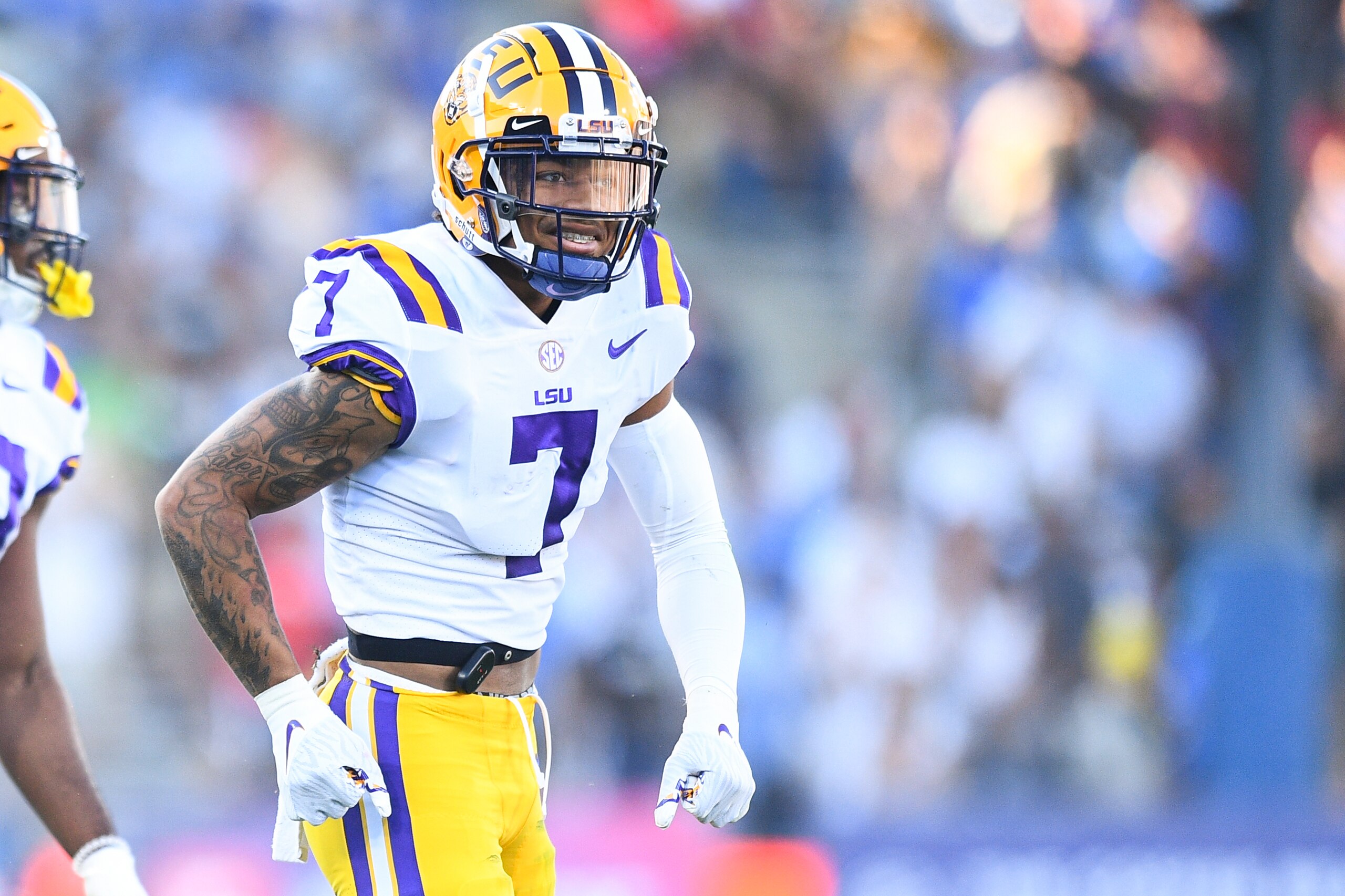 PASADENA, CA - SEPTEMBER 04: LSU Tigers Cornerback Derek Stingley Jr. (7) celebrates during a college football game between the LSU Tigers and the UCLA Bruins played on September 4, 2021 at the Rose Bowl in Pasadena, CA. (Photo by Brian Rothmuller/Icon Sportswire via Getty Images) PASADENA, CA - SEPTEMBER 04: LSU Tigers Cornerback Derek Stingley Jr. (7) celebrates during a college football game between the LSU Tigers and the UCLA Bruins played on September 4, 2021 at the Rose Bowl in Pasadena, CA. (Photo by Brian Rothmuller/Icon Sportswire via Getty Images)