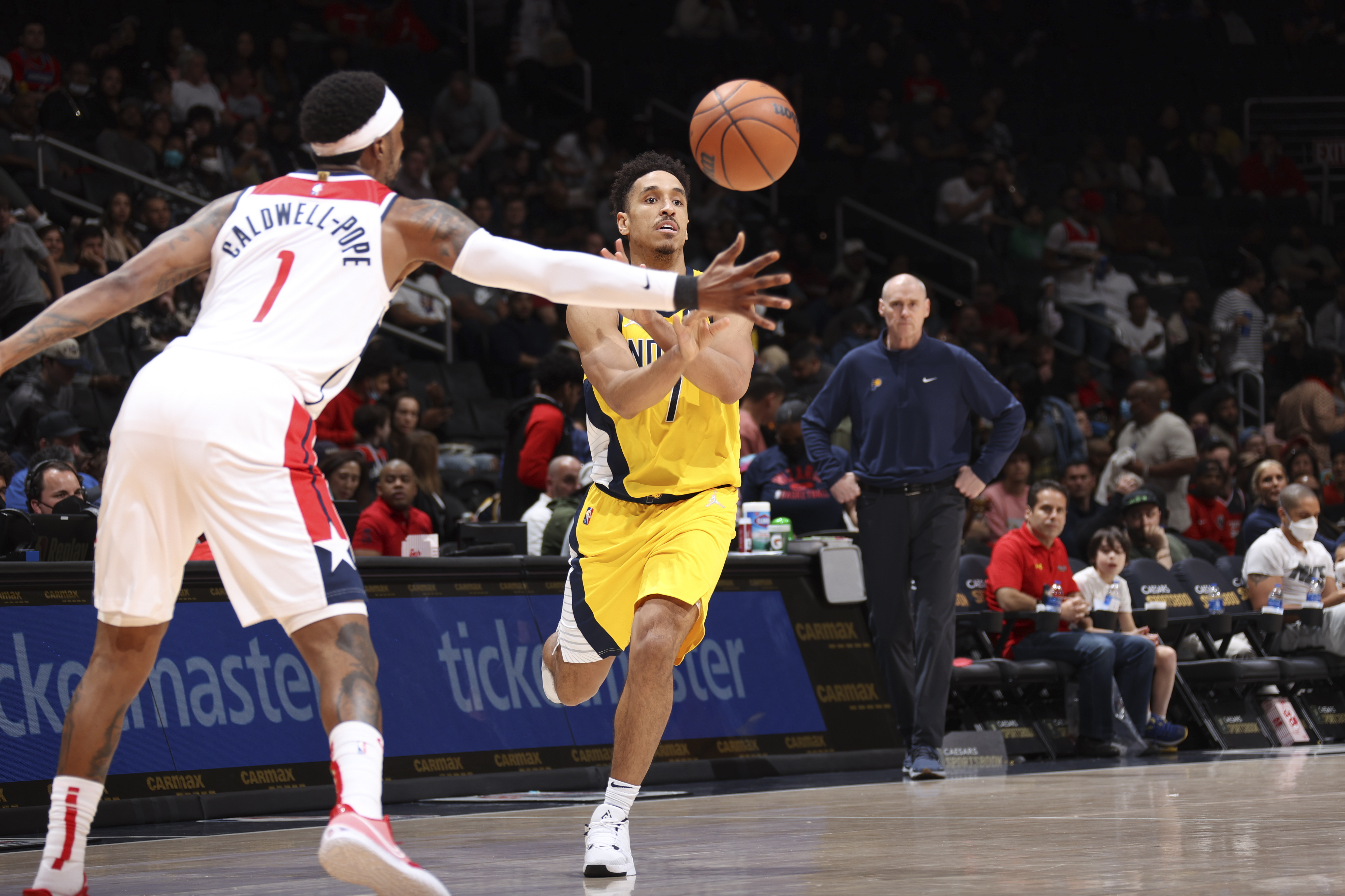 WASHINGTON, DC - MARCH 06: Malcolm Brogdon #7 of the Indiana Pacers passes the ball during the game against the Washington Wizards on March 06, 2022 at Capital One Arena in Washington, DC. NOTE TO USER: User expressly acknowledges and agrees that, by downloading and or using this Photograph, user is consenting to the terms and conditions of the Getty Images License Agreement. Mandatory Copyright Notice: Copyright 2022 NBAE (Photo by Stephen Gosling/NBAE via Getty Images) WASHINGTON, DC - MARCH 06: Malcolm Brogdon #7 of the Indiana Pacers passes the ball during the game against the Washington Wizards on March 06, 2022 at Capital One Arena in Washington, DC. NOTE TO USER: User expressly acknowledges and agrees that, by downloading and or using this Photograph, user is consenting to the terms and conditions of the Getty Images License Agreement. Mandatory Copyright Notice: Copyright 2022 NBAE (Photo by Stephen Gosling/NBAE via Getty Images)