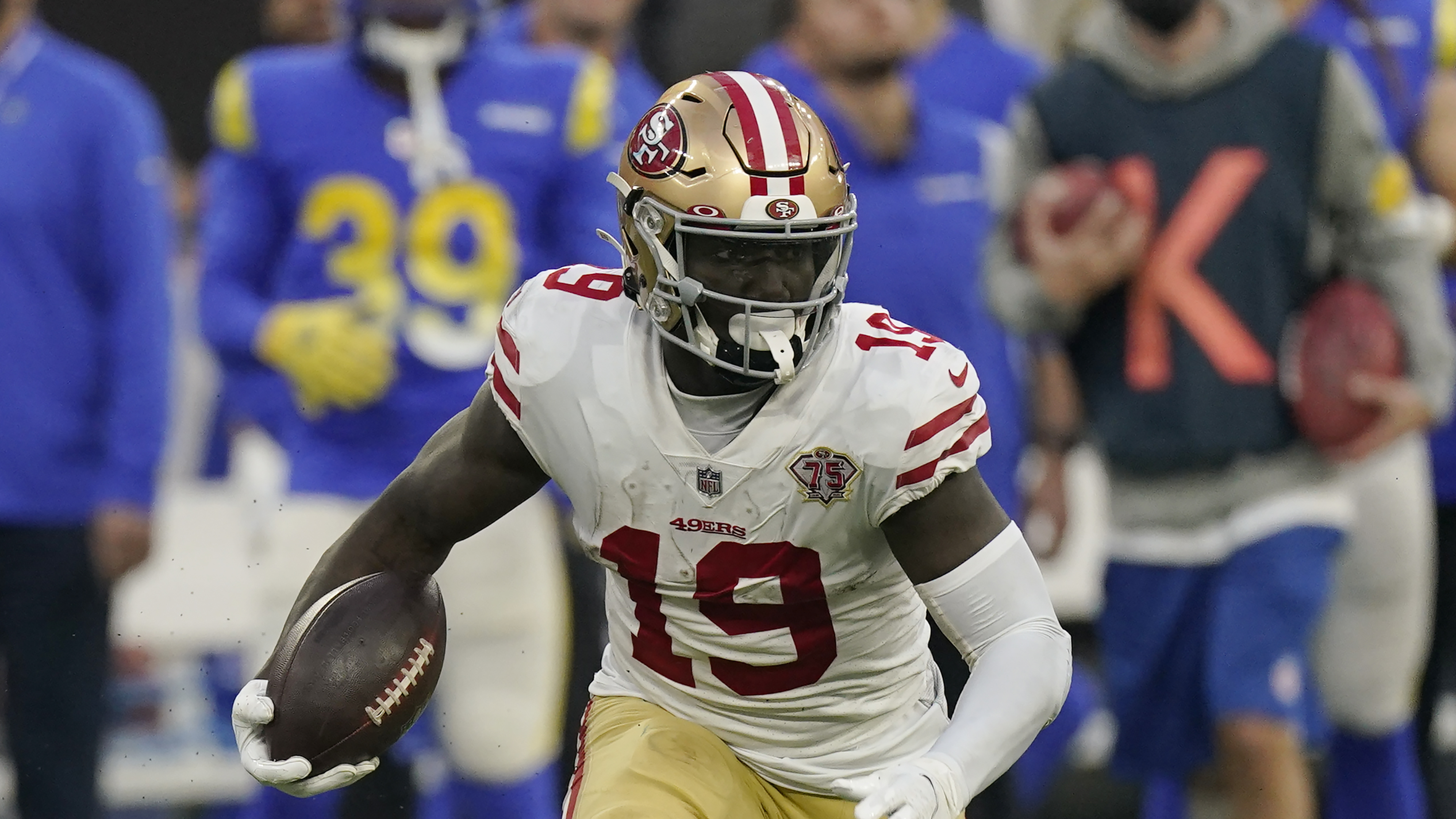 Deebo Samuel Caught on Video Laughing Near Sign Saying He's Staying with  49ers, News, Scores, Highlights, Stats, and Rumors