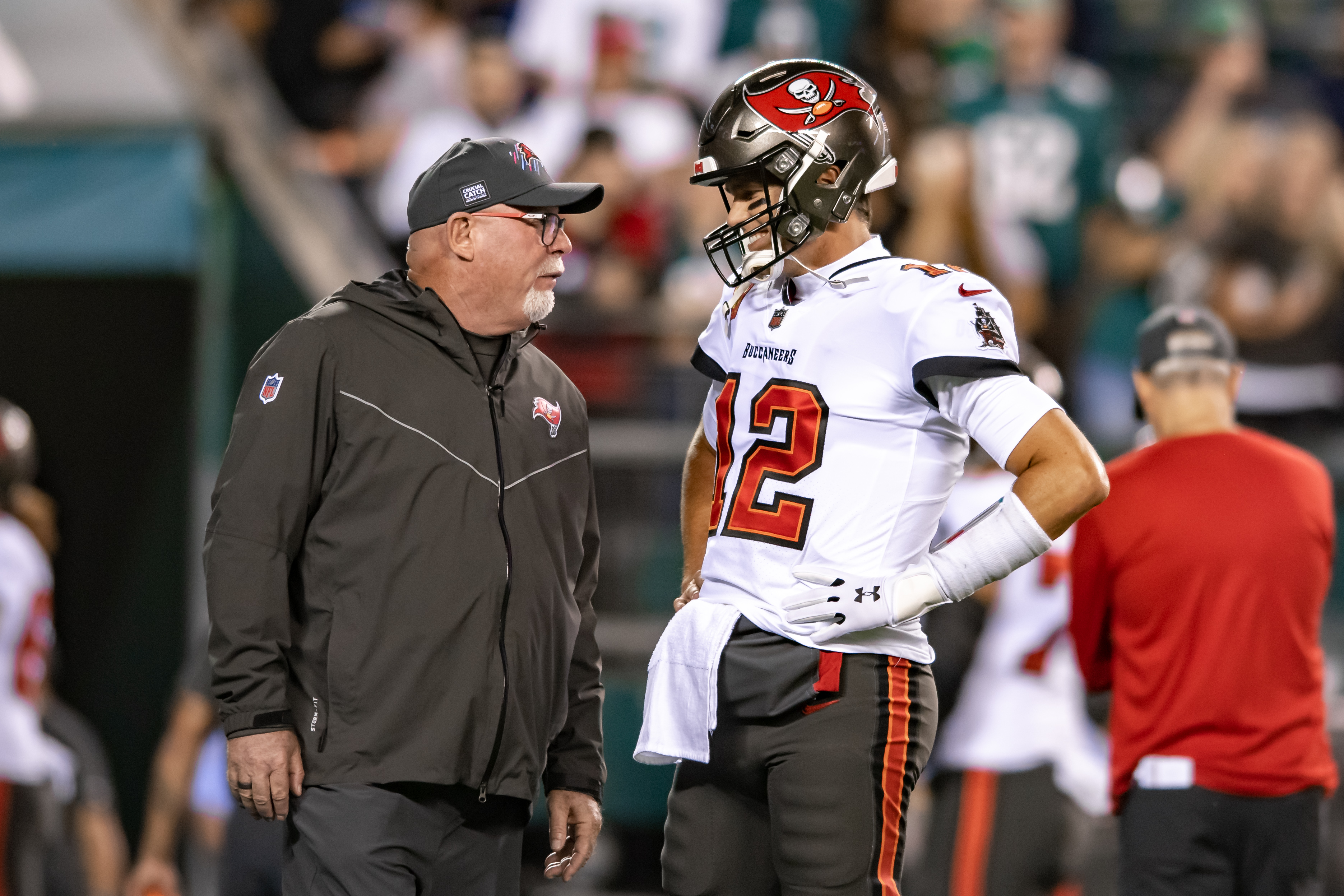 Bucs' Arians lashes out at report, denies any rift with Brady