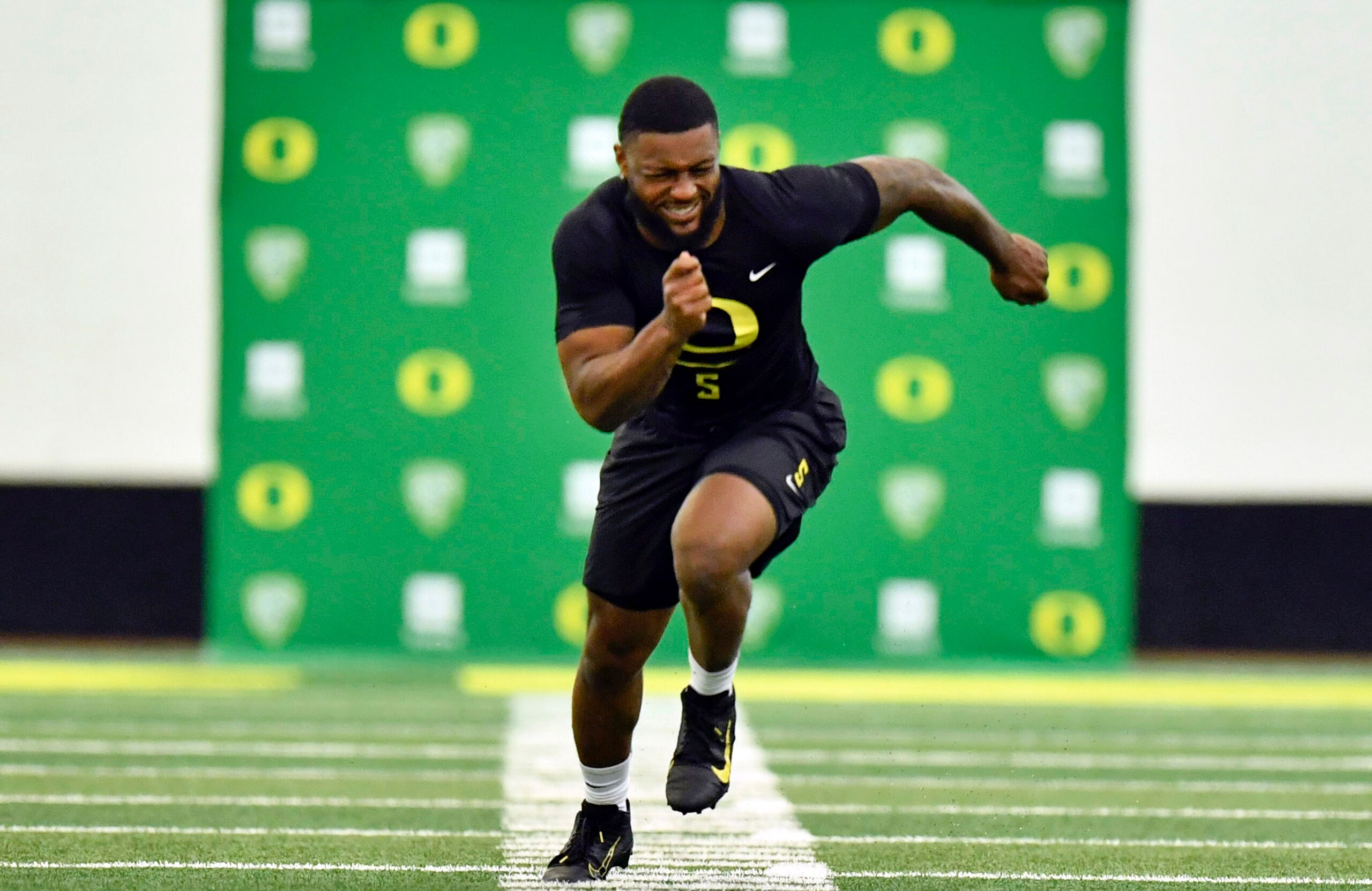 Oregon edge Kayvon Thibodeaux participates in a drill during Oregon's NFL Pro Day, Friday, April 1, 2022, in Eugene, Ore. (AP Photo/Andy Nelson) Oregon edge Kayvon Thibodeaux participates in a drill during Oregon's NFL Pro Day, Friday, April 1, 2022, in Eugene, Ore. (AP Photo/Andy Nelson)