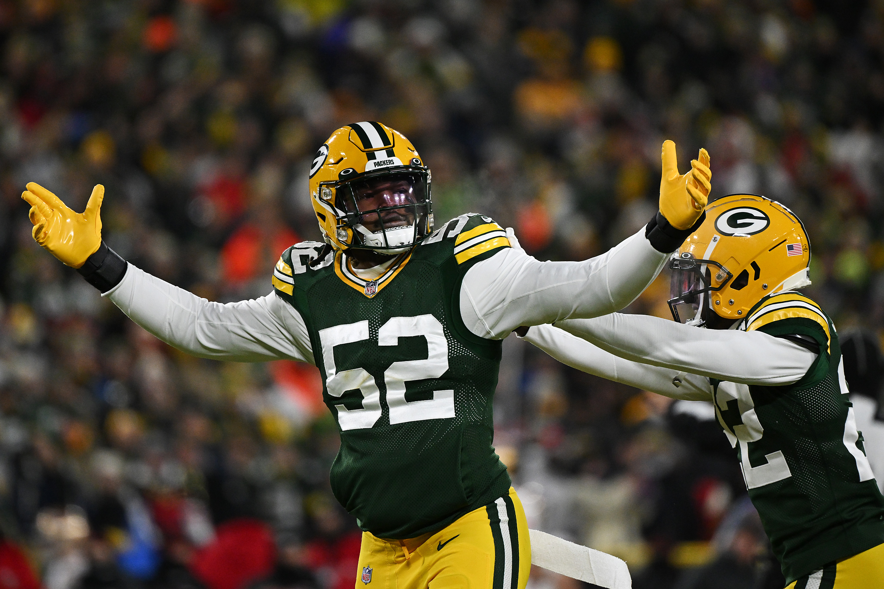 Preston Smith of the Green Bay Packers looks on against the Tampa Bay  News Photo - Getty Images