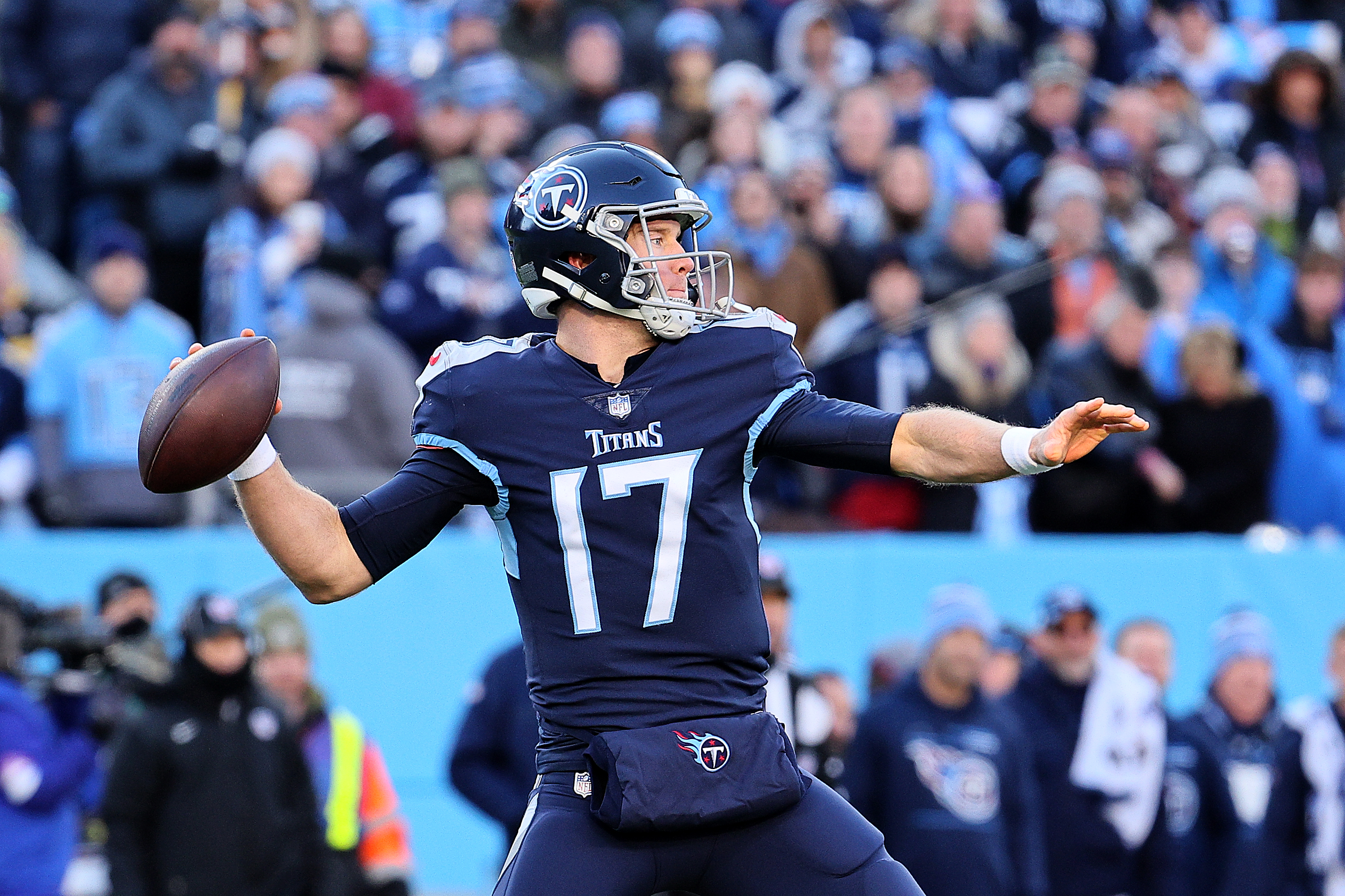 titans QB Ryan Tannehill says he sought #therapy to help move forwar, Titans