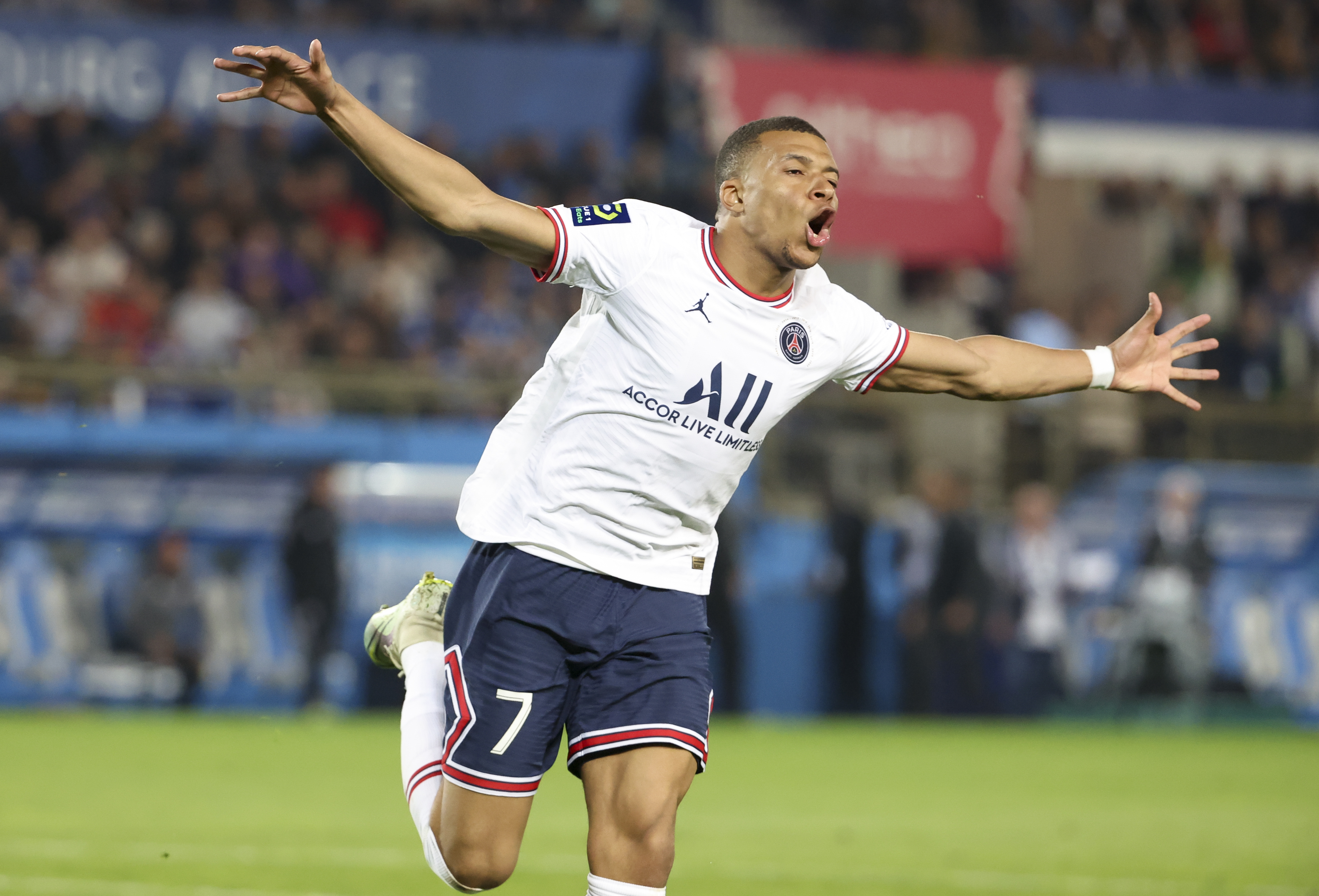 Kylian Mbappe Rumors Psg Star Agree To Contract Extension Amid Real Madrid Buzz News Scores Highlights Stats And Rumors Bleacher Report