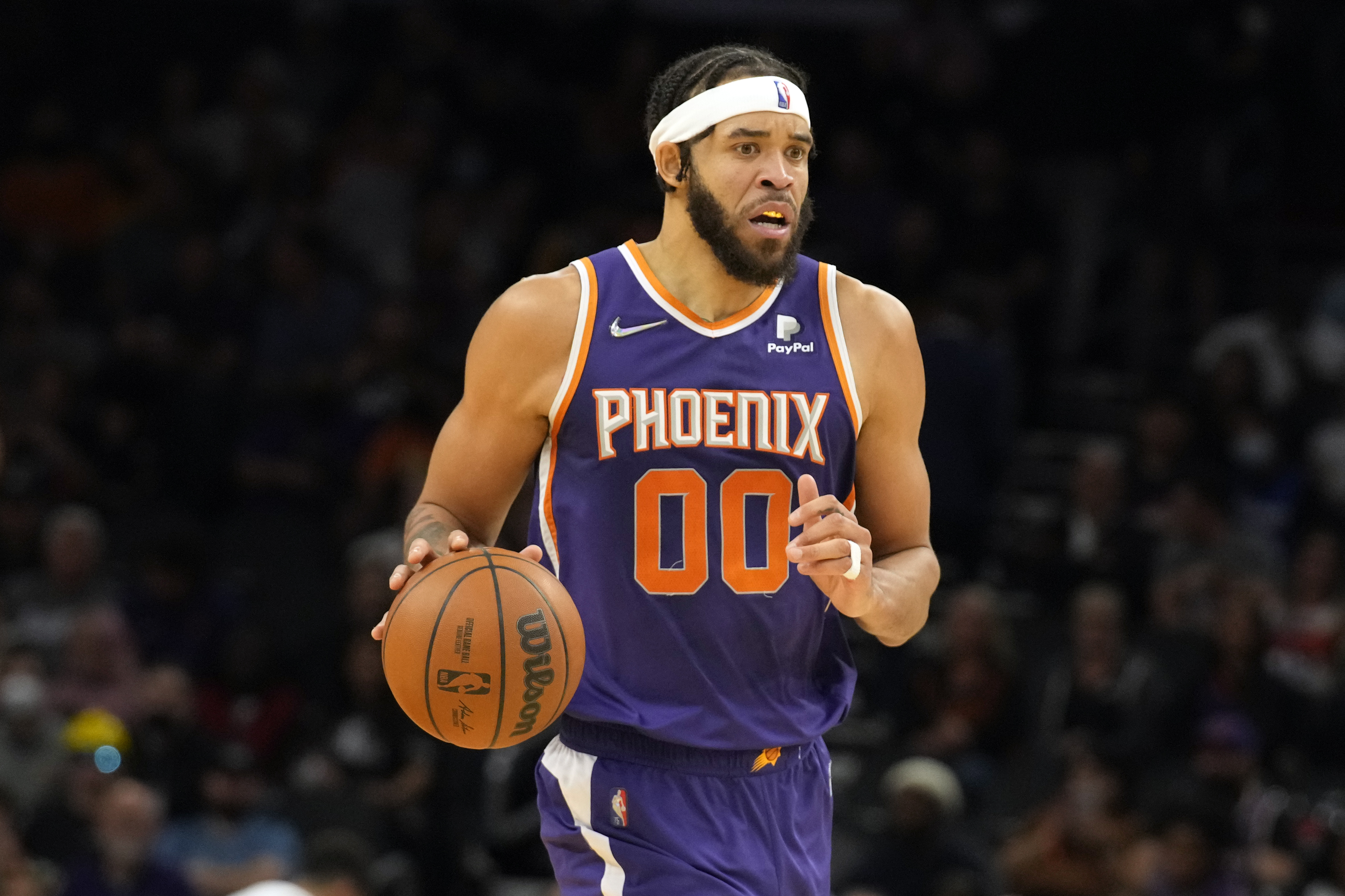 Free-agent center JaVale McGee agrees to deal with Mavericks