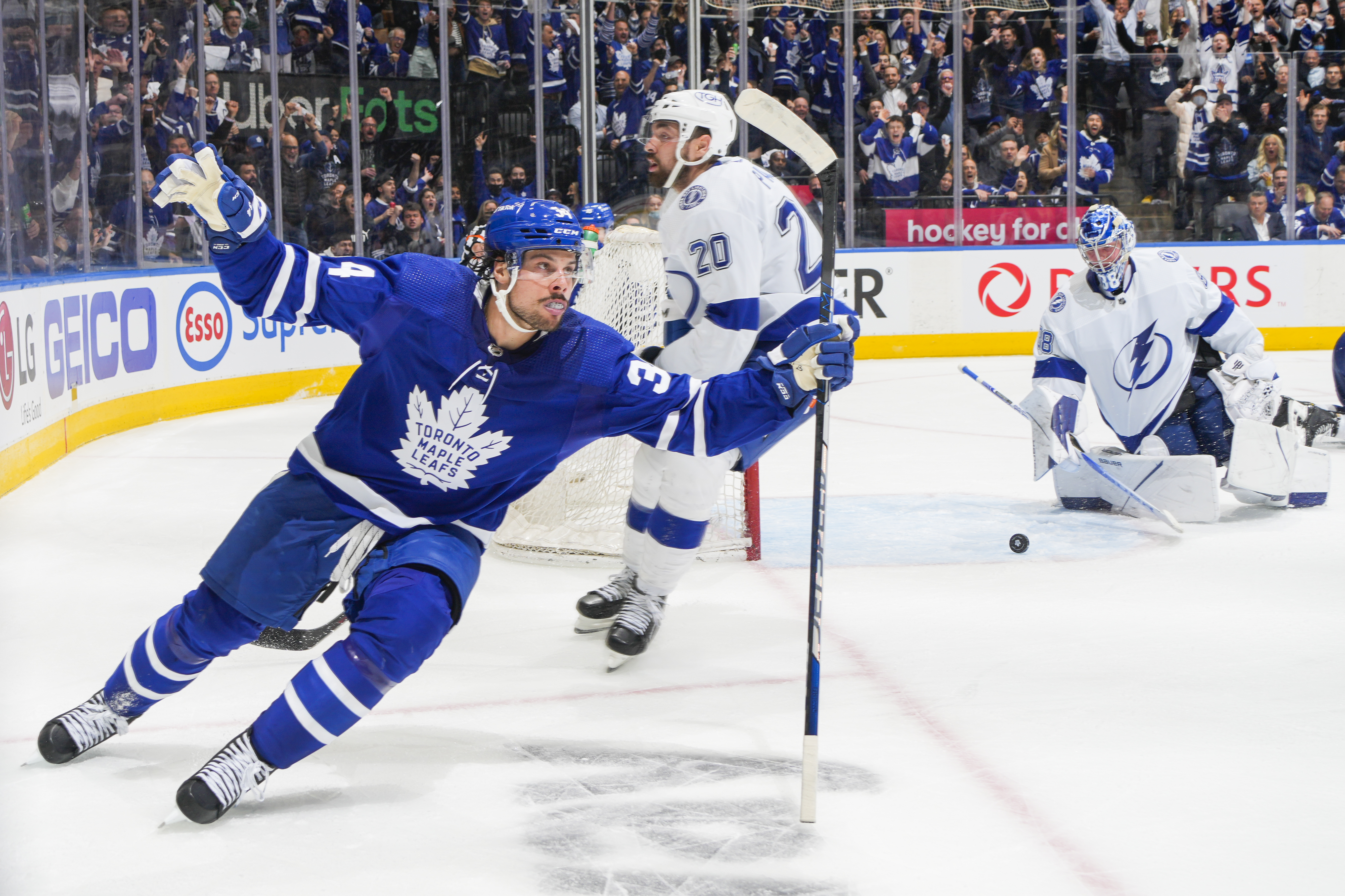 Maple Leafs' Auston Matthews Announced as NHL 22 Cover Athlete, News,  Scores, Highlights, Stats, and Rumors