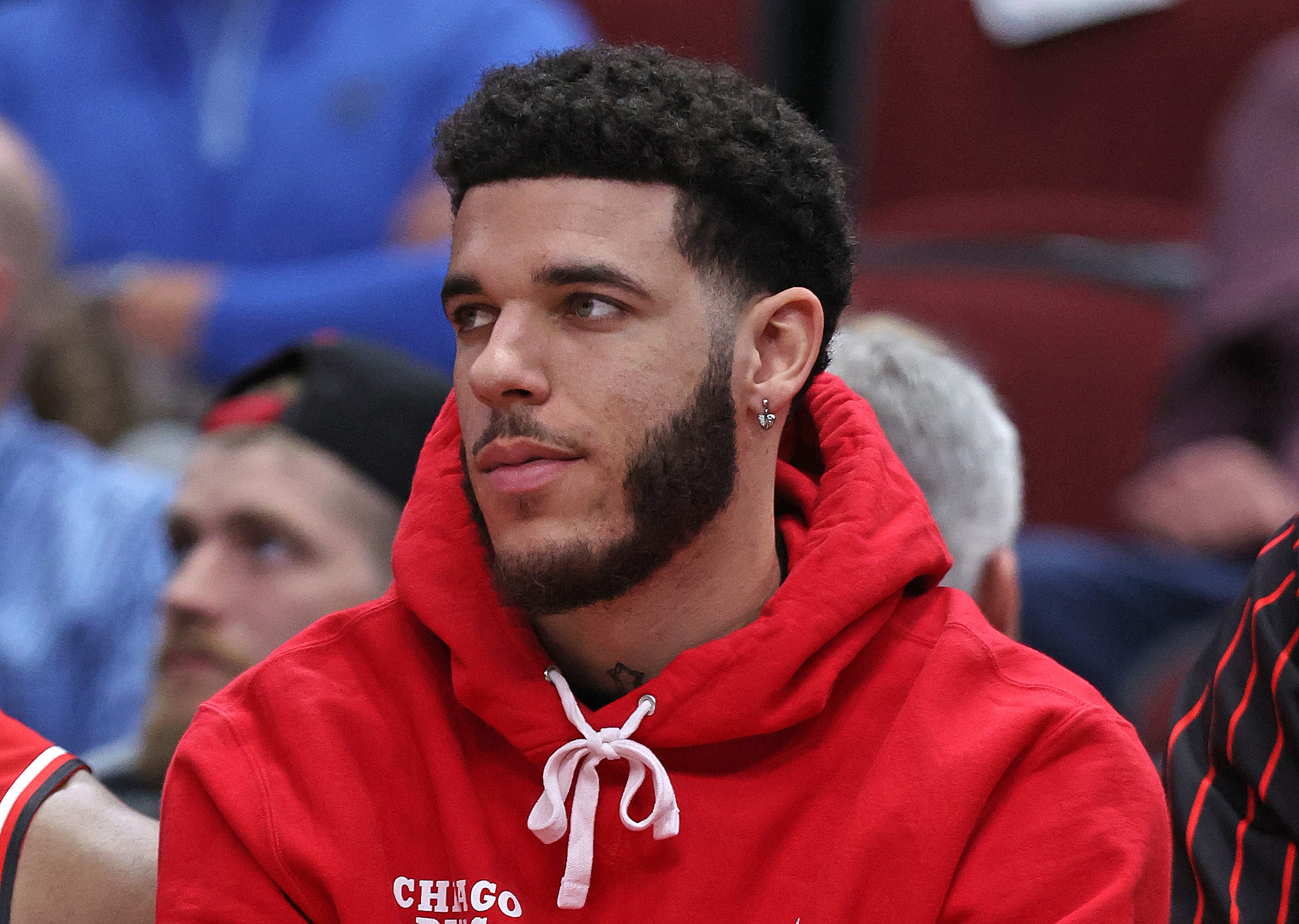 Woj: 'No Guarantees' Bulls' Lonzo Ball Returns From Knee Injury