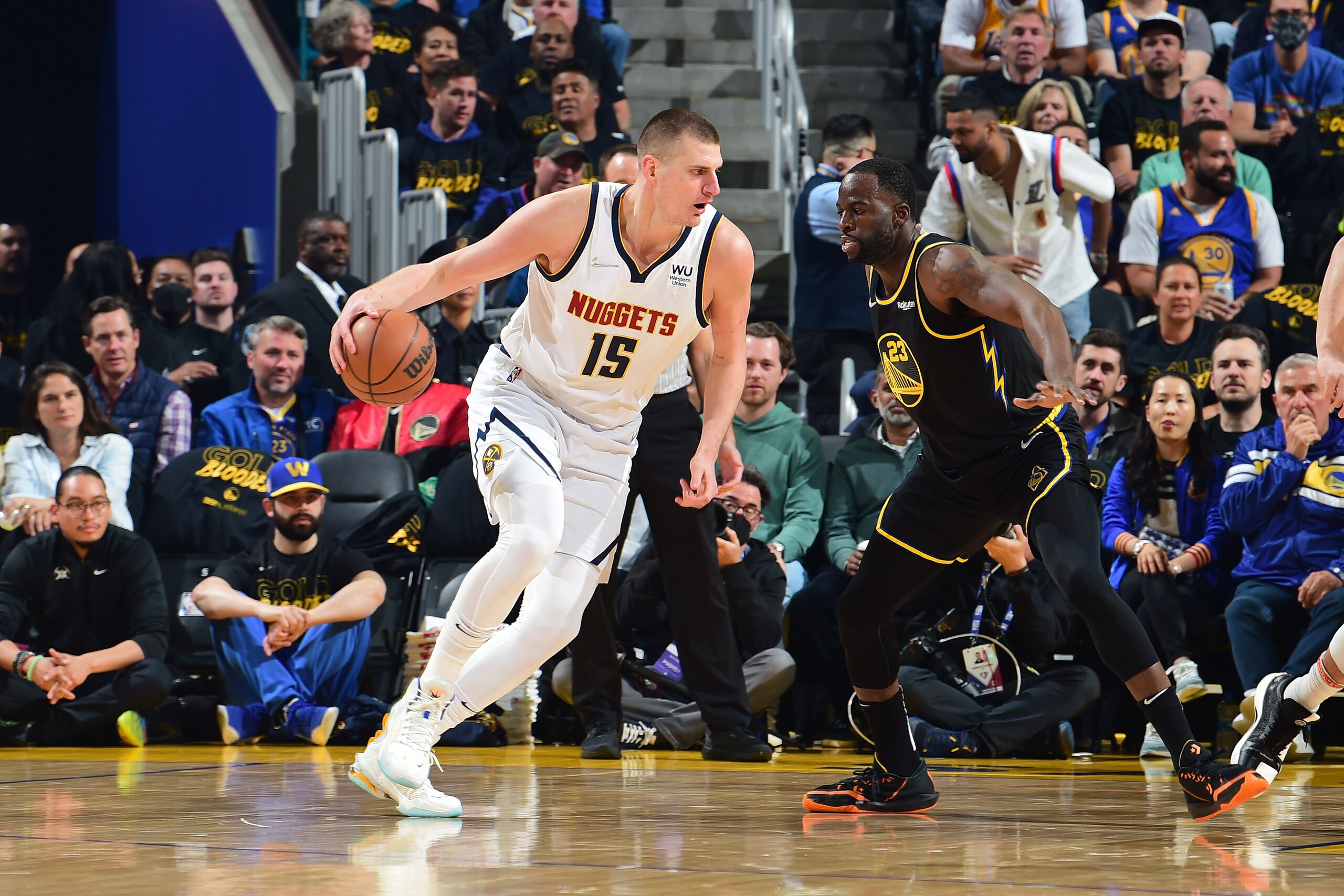SAN FRANCISCO, CA - APRIL 27: Nikola Jokic #15 of the Denver Nuggets handles the ball during Round 1 Game 5 of the 2022 NBA Playoffs against the Golden State Warriors on April 27, 2022 at Chase Center in San Francisco, California. NOTE TO USER: User expressly acknowledges and agrees that, by downloading and or using this photograph, user is consenting to the terms and conditions of Getty Images License Agreement. Mandatory Copyright Notice: Copyright 2022 NBAE (Photo by Noah Graham/NBAE via Getty Images)
