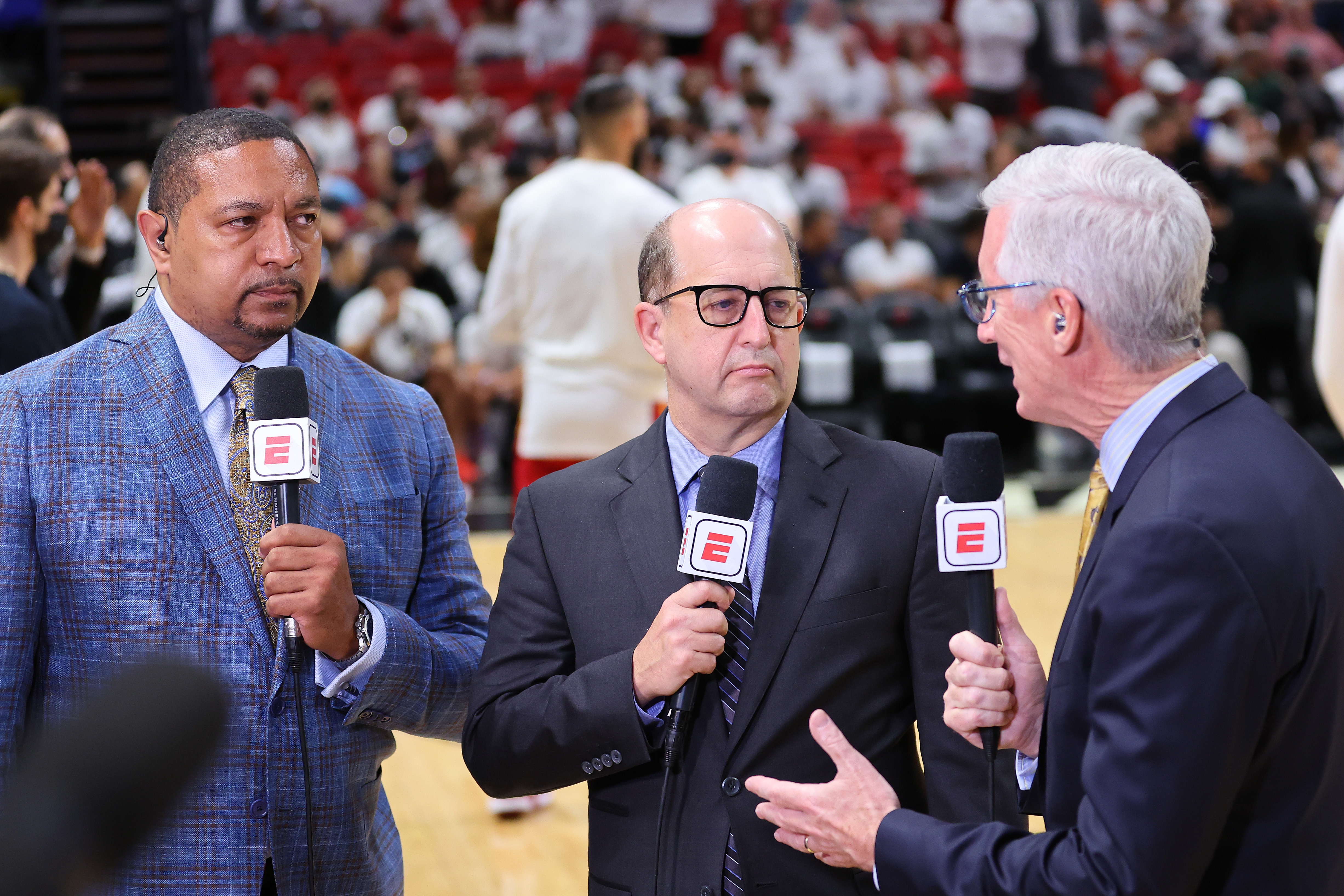 ESPN's Jeff Van Gundy Tests Positive for COVID-19, Will Miss 2022 NBA  Finals Game 1 | News, Scores, Highlights, Stats, and Rumors | Bleacher  Report
