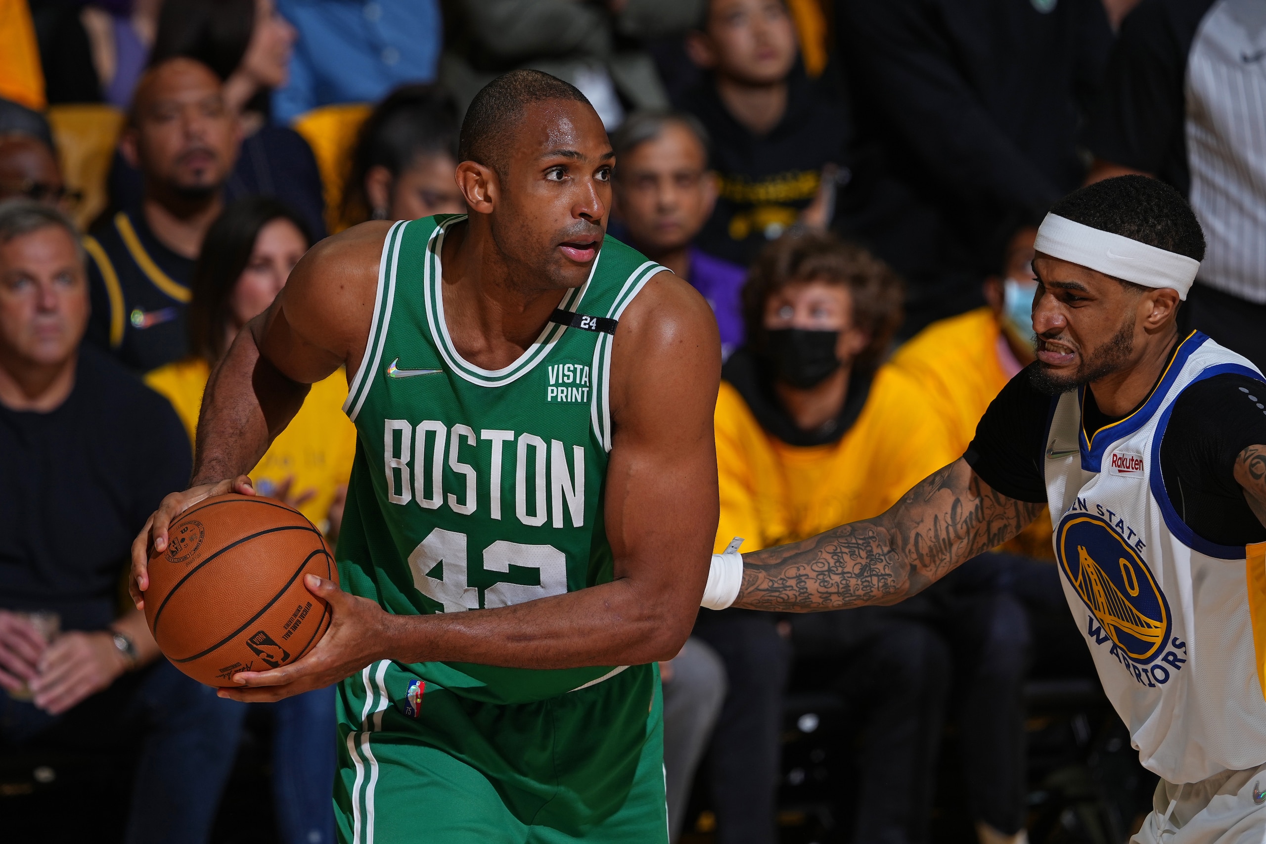 SAN FRANCISCO, CA - JUNE 5: Al Horford #42 of the Boston Celtics looks to pass the ball against the Golden State Warriors during Game Two of the 2022 NBA Finals on June 5, 2022 at Chase Center in San Francisco, California. NOTE TO USER: User expressly acknowledges and agrees that, by downloading and or using this photograph, user is consenting to the terms and conditions of Getty Images License Agreement. Mandatory Copyright Notice: Copyright 2022 NBAE (Photo by Garrett Ellwood/NBAE via Getty Images)