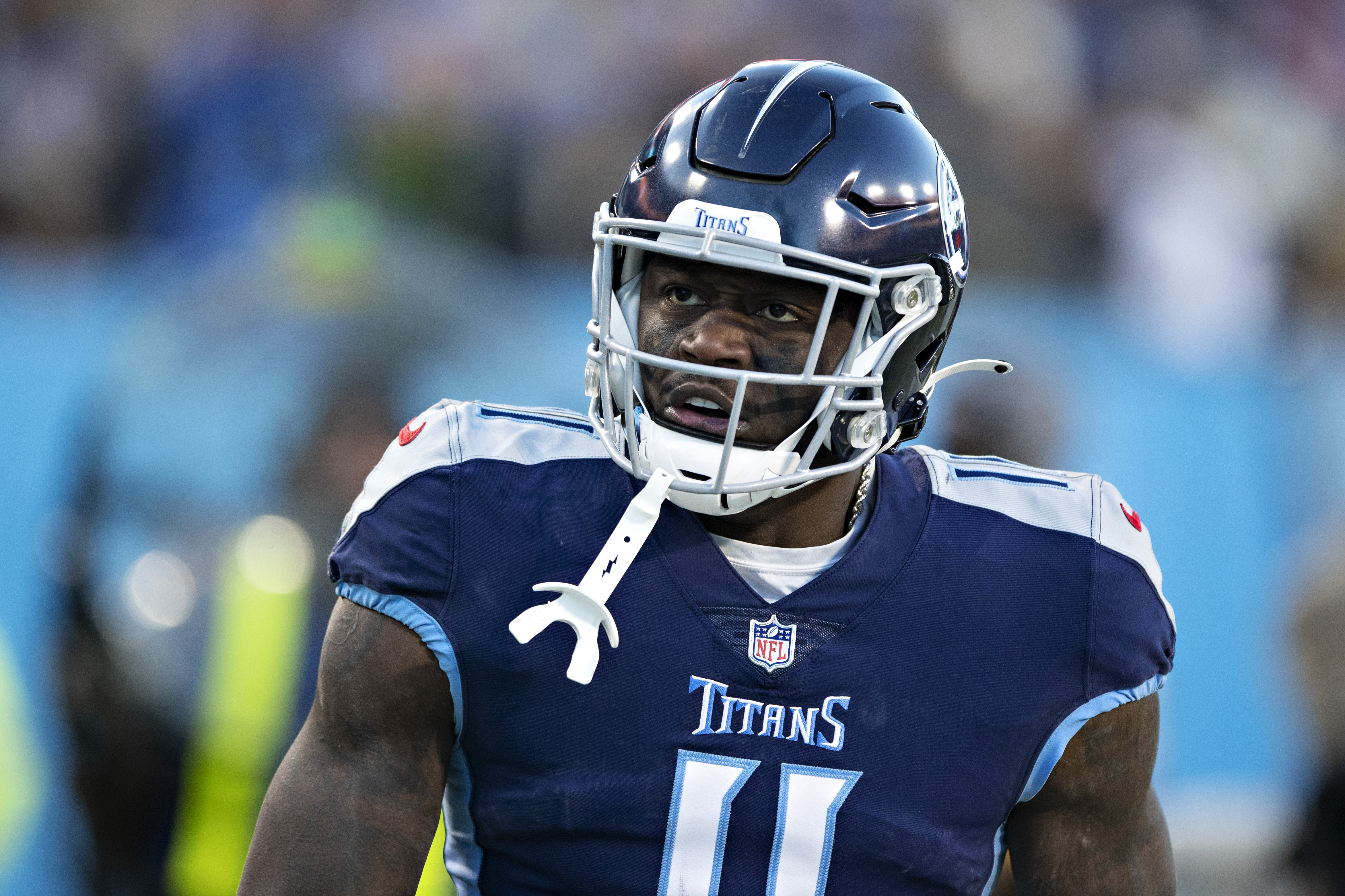 Henry insists foot is healthy, open to extension from Titans