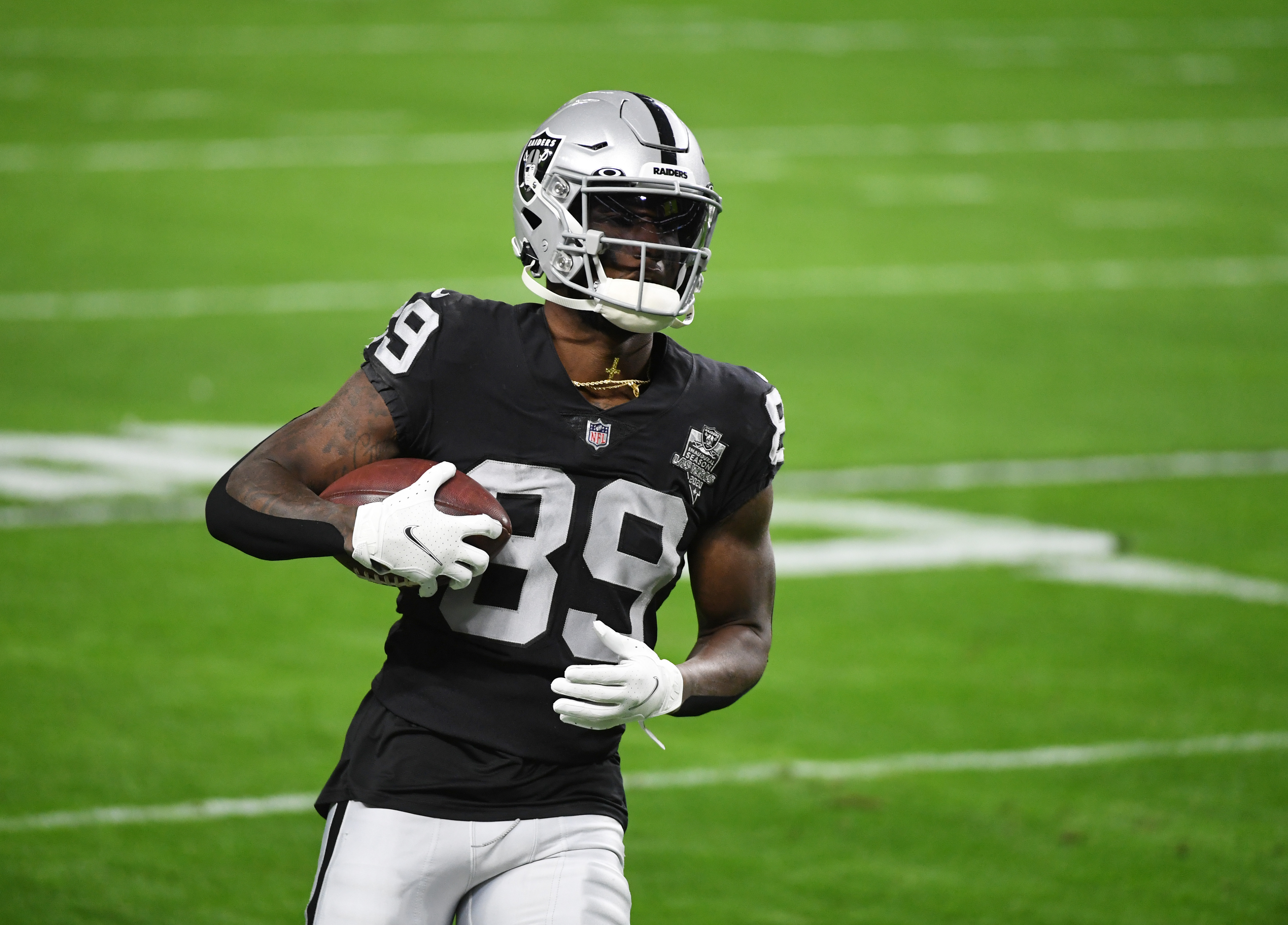 Las Vegas Raiders running back Zamir White (35) leaves the field against  the Indianapolis Colts during the first half of an NFL football game,  Sunday, Nov 13, 2022, in Las Vegas. (AP