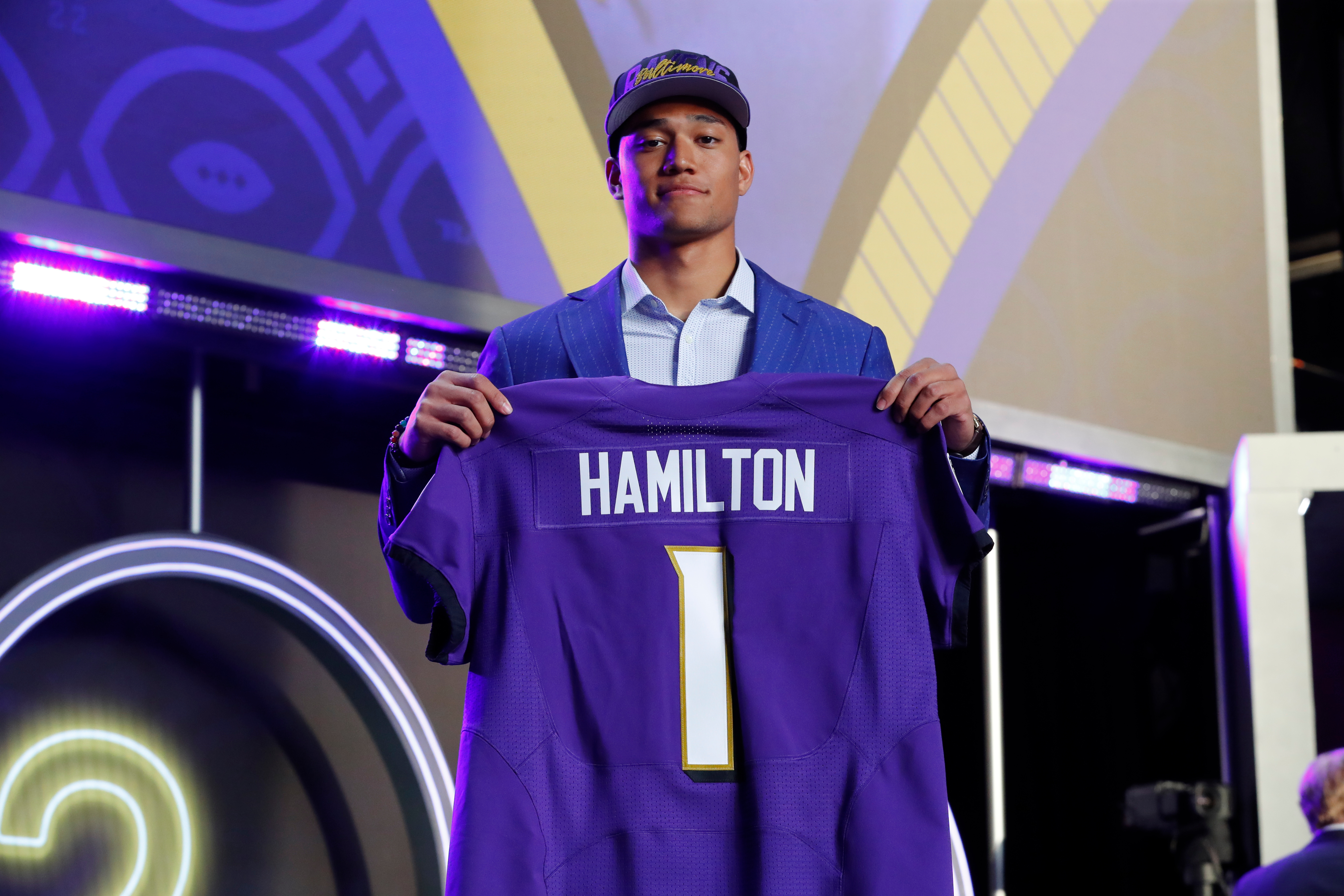 Doug Kyed's Pre-Draft Mailbag: Why Kyle Hamilton is falling