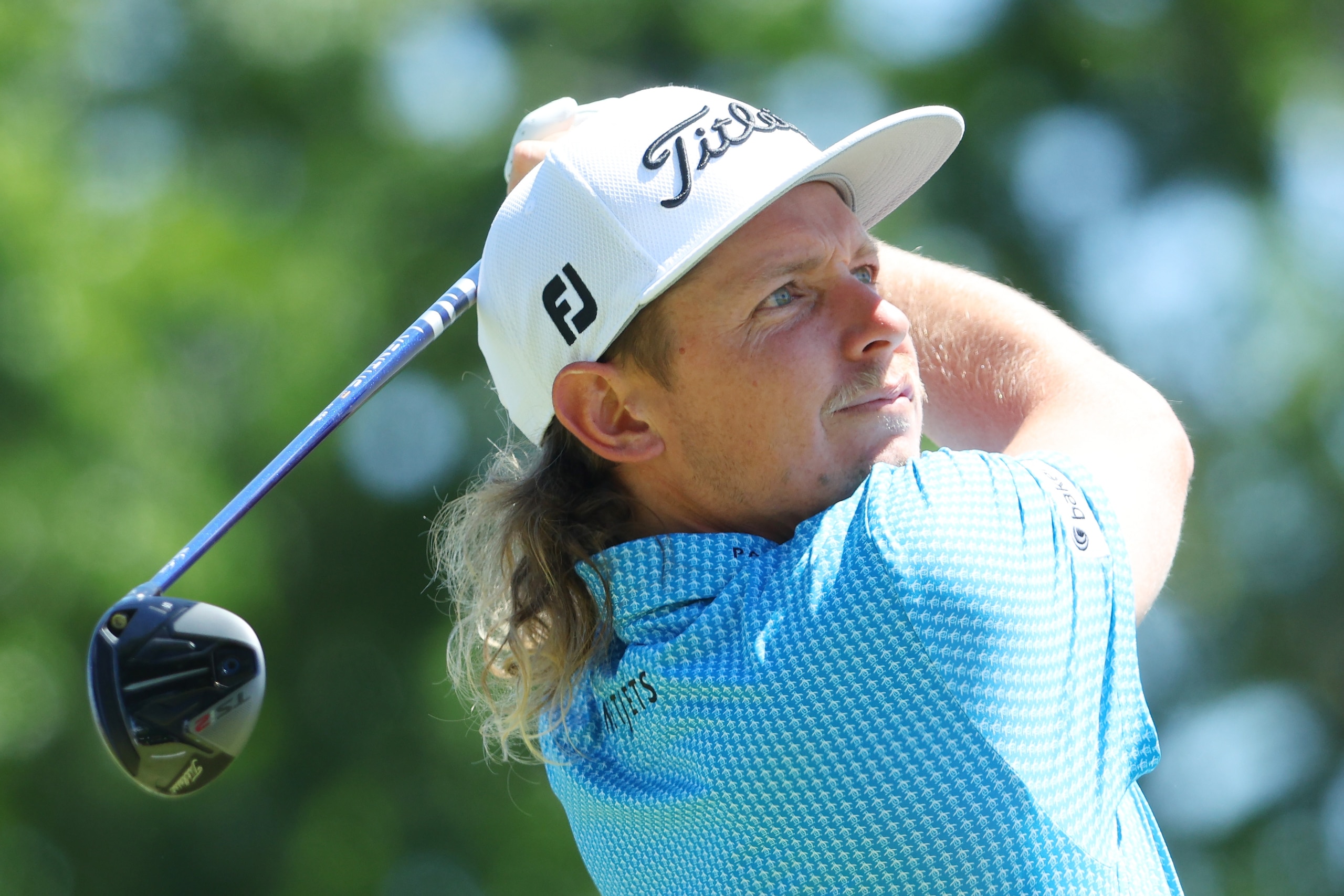 BROOKLINE, MASSACHUSETTS - JUNE 15: Cameron Smith of Australia plays his shot from the tenth tee during a practice round prior to the 122nd U.S. Open Championship at The Country Club on June 15, 2022 in Brookline, Massachusetts. (Photo by Andrew Redington/Getty Images)