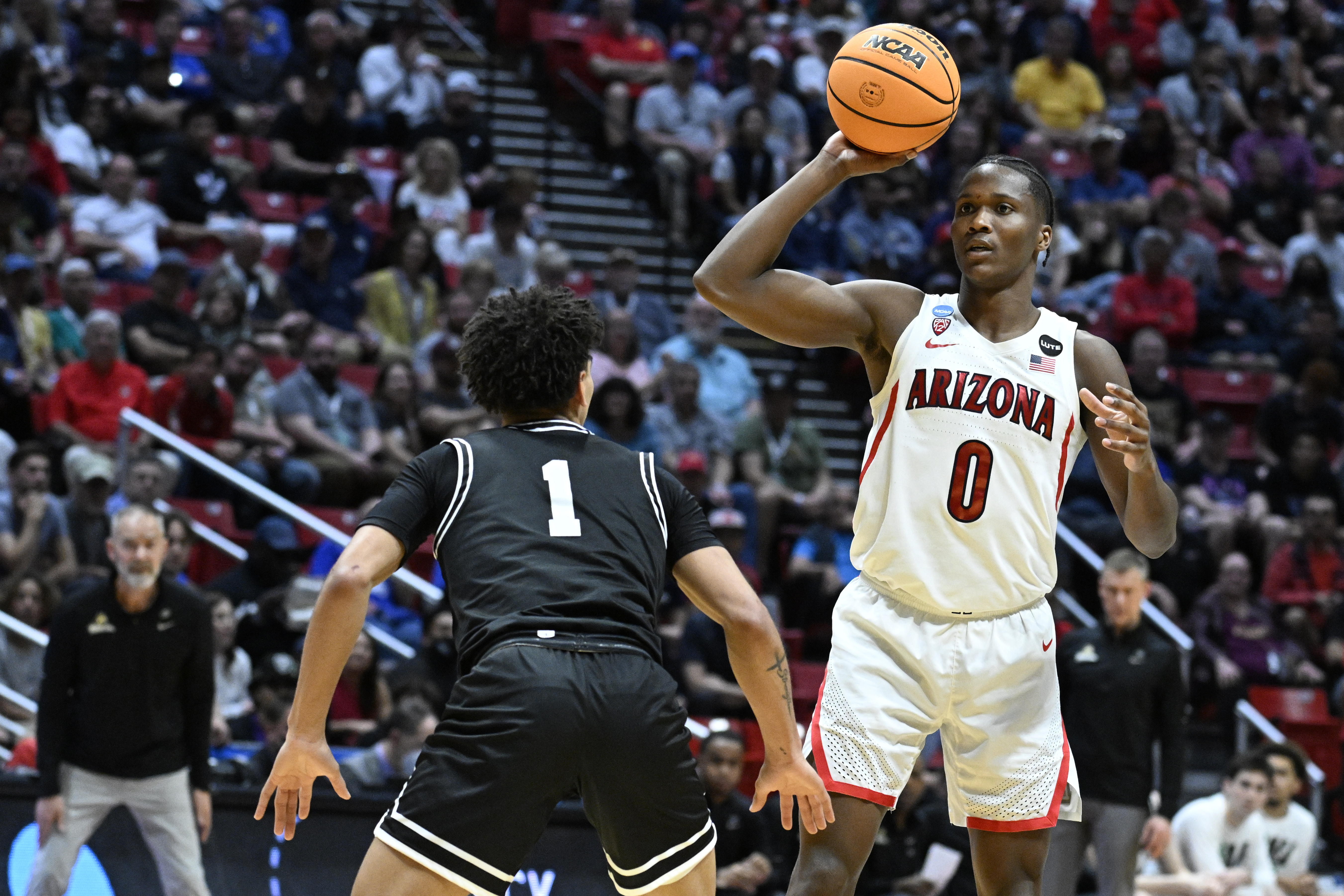 Bennedict Mathurin NBA mock draft scouting report: Strengths, weaknesses on  display with Arizona in NCAA Tournament Sweet 16