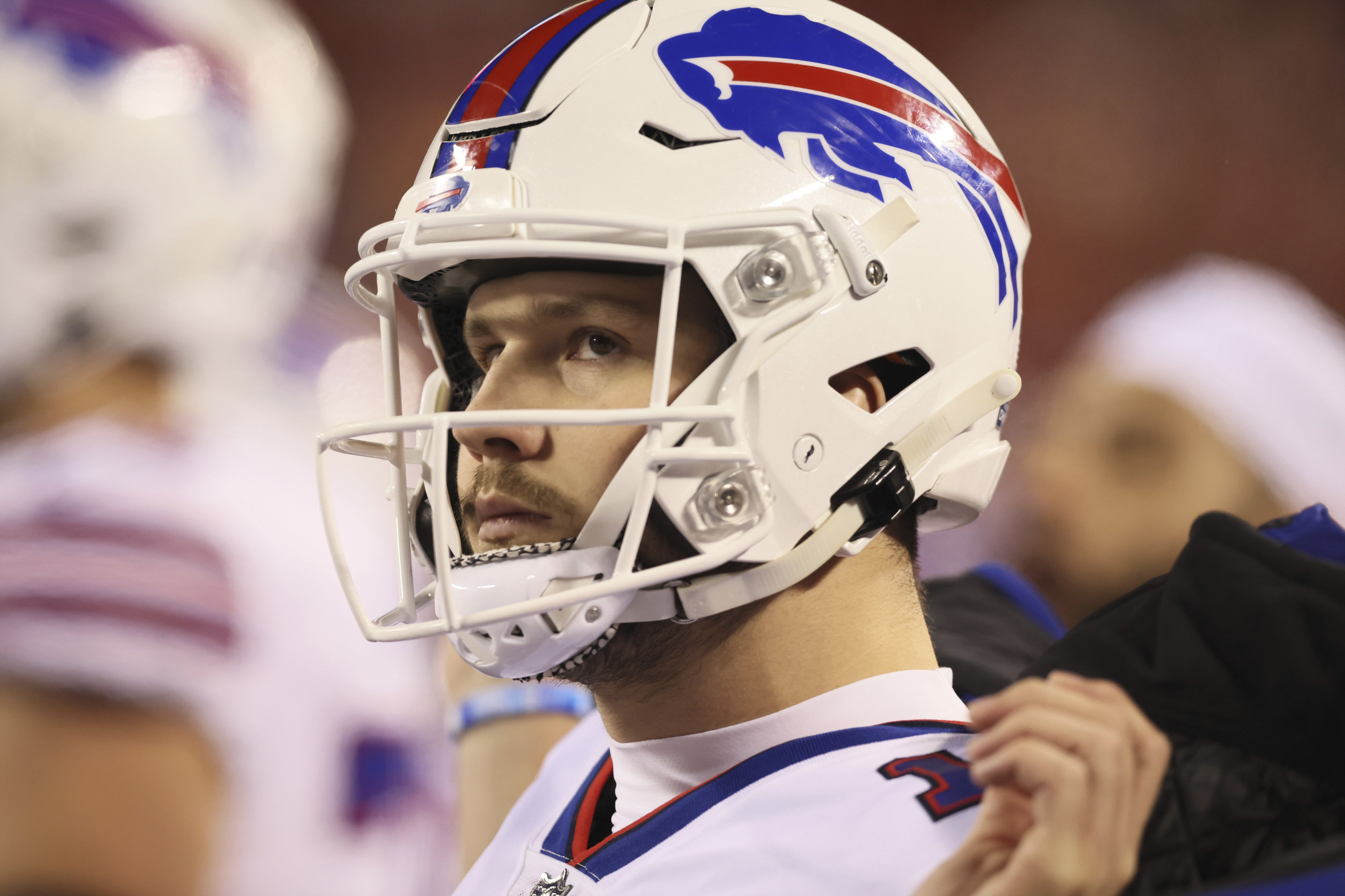 Buffalo Bills: Could trading Cordy Glenn help team get QB in NFL Draft