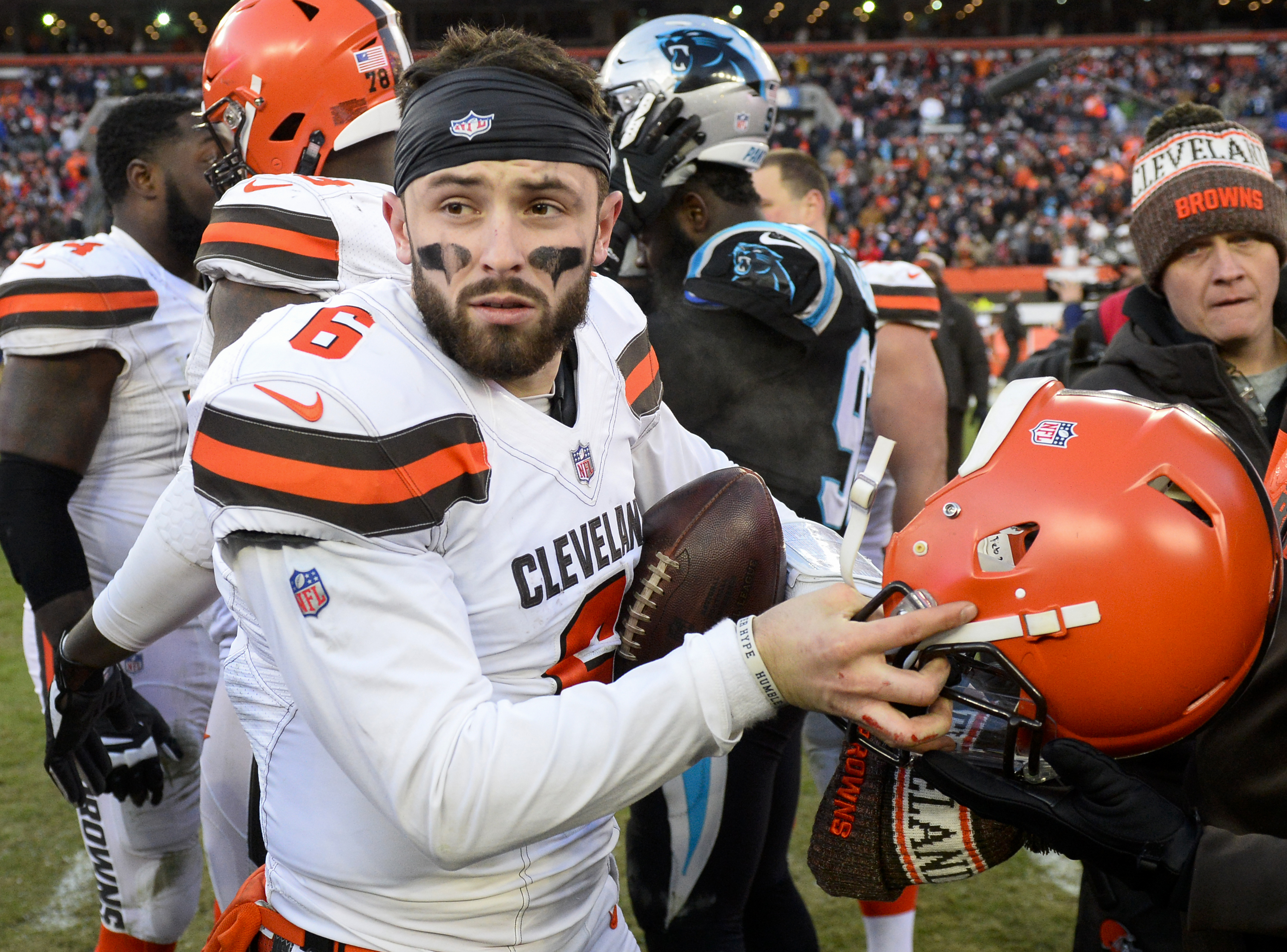 Baker Mayfield told fan to put away a Browns jersey at Panthers camp