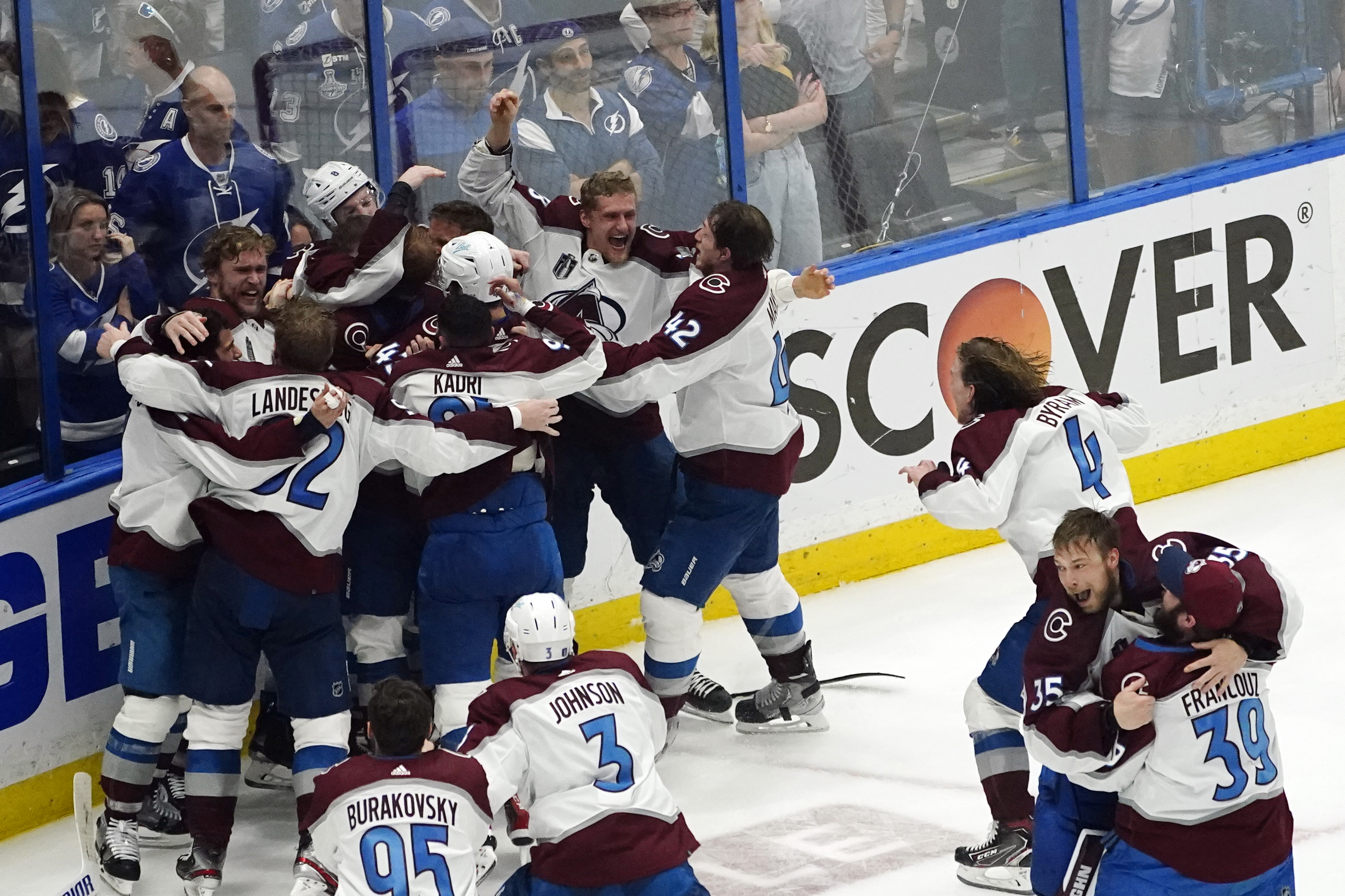 The Avs New Dressing Room : r/ColoradoAvalanche