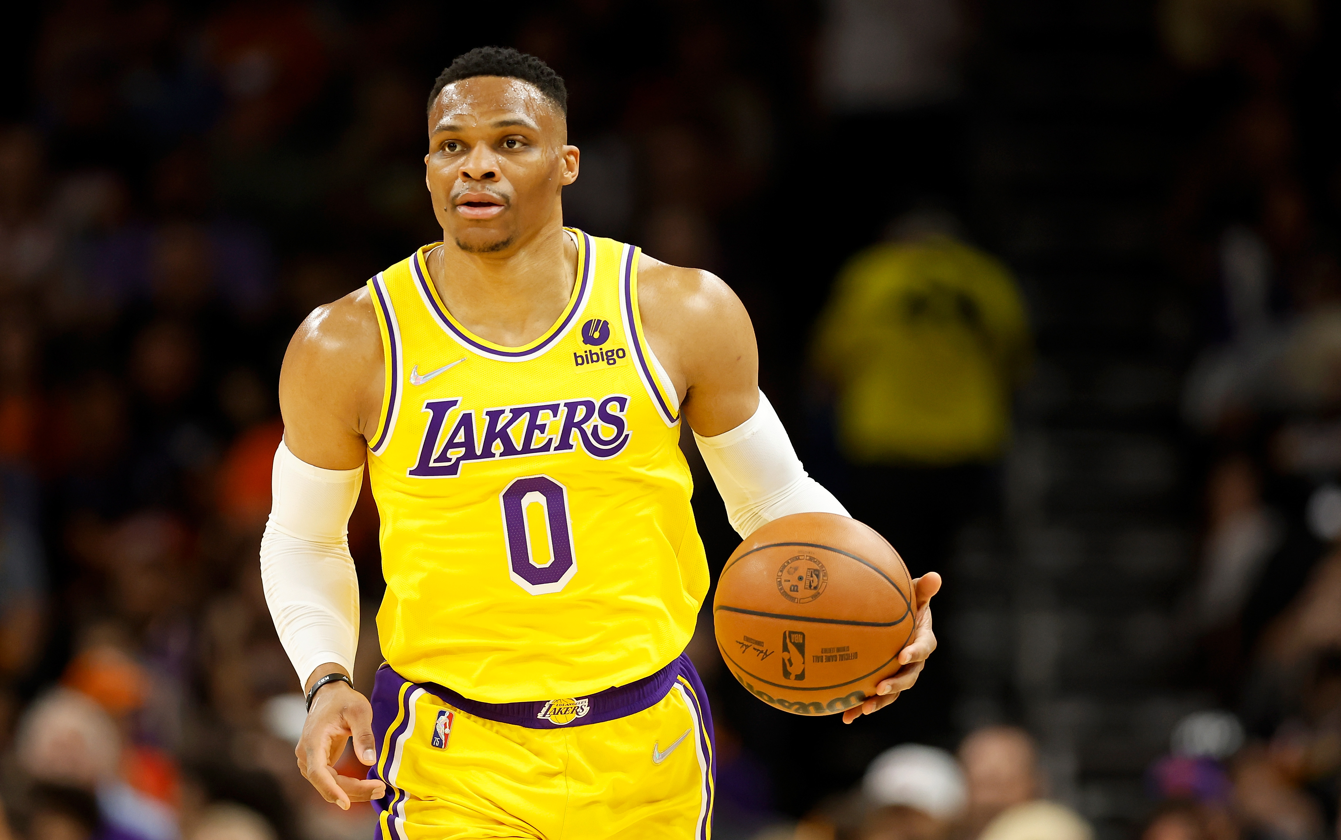 Lakers acquiring Russell Westbrook from Wizards in blockbuster
