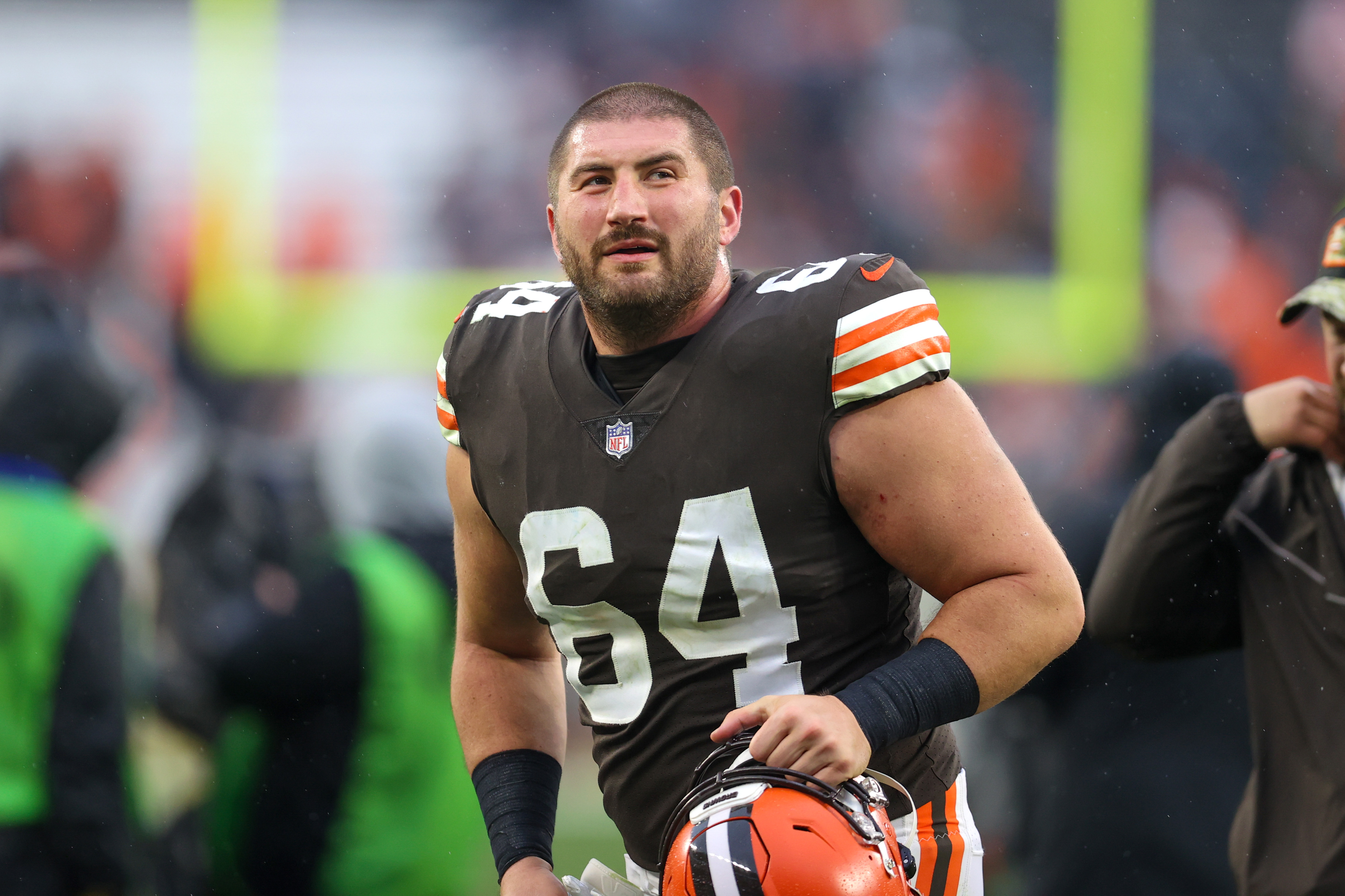 Should the 49ers Sign Center JC Tretter 