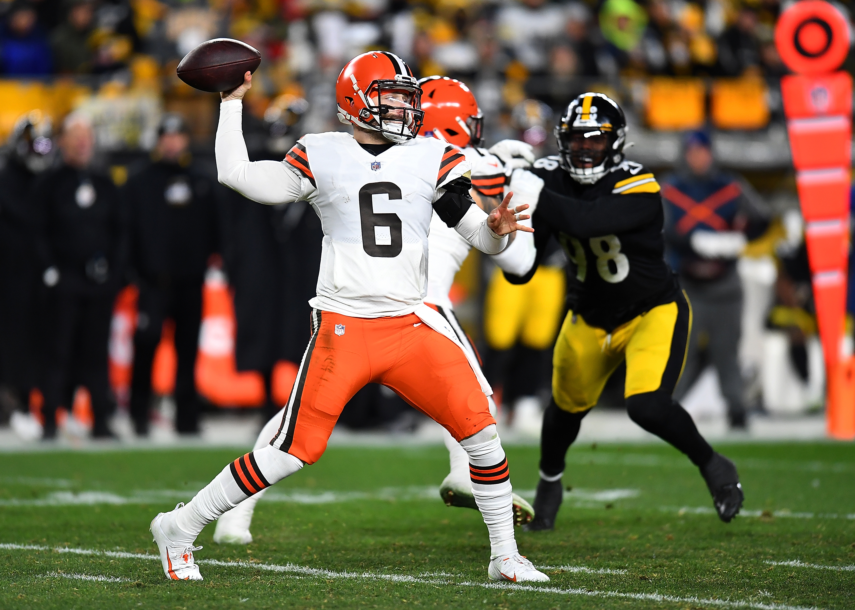 Browns Shift Focus to Banged-Up Steelers - Sports Illustrated