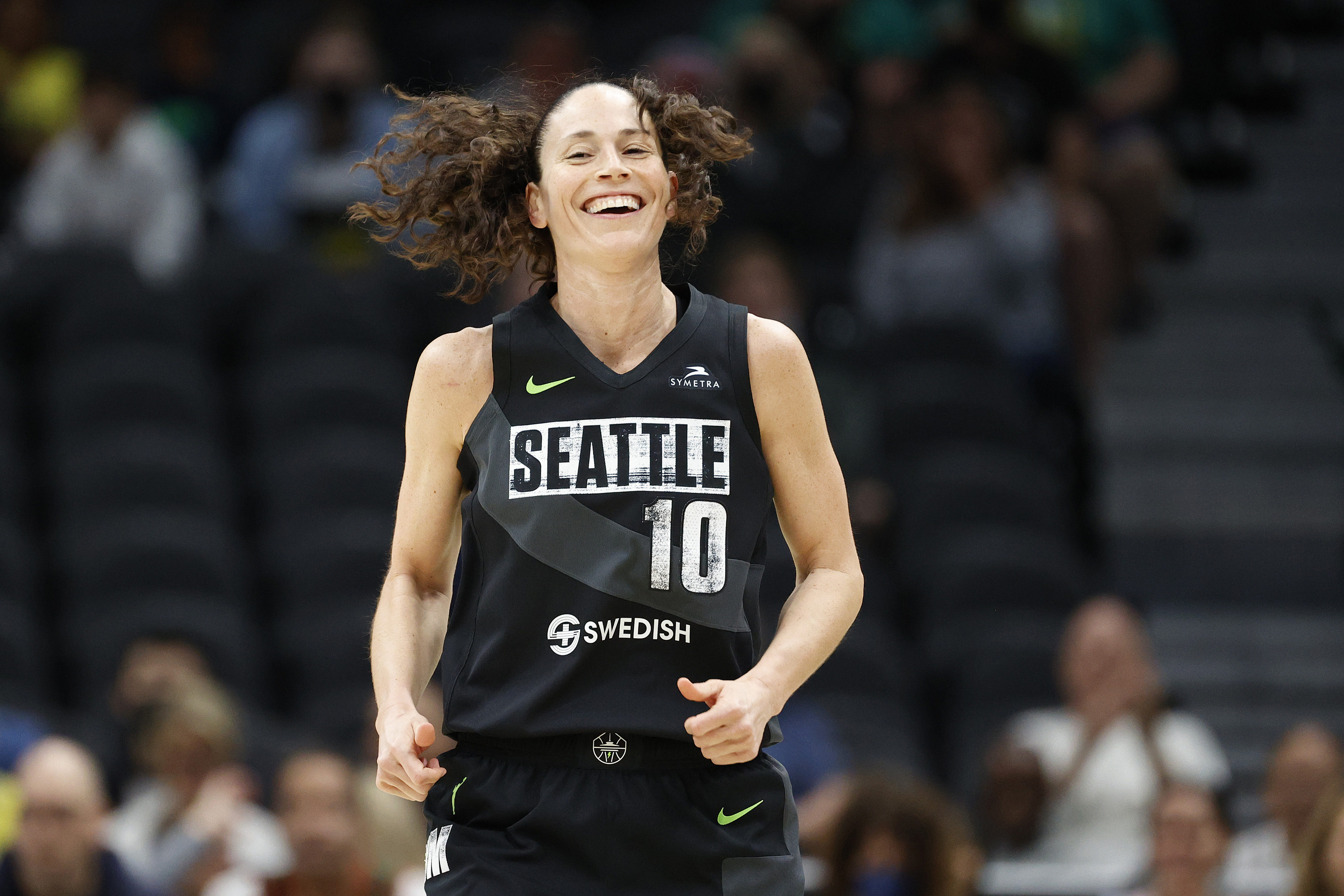 Seattle Storm retires Sue Bird's iconic No.10 shirt after