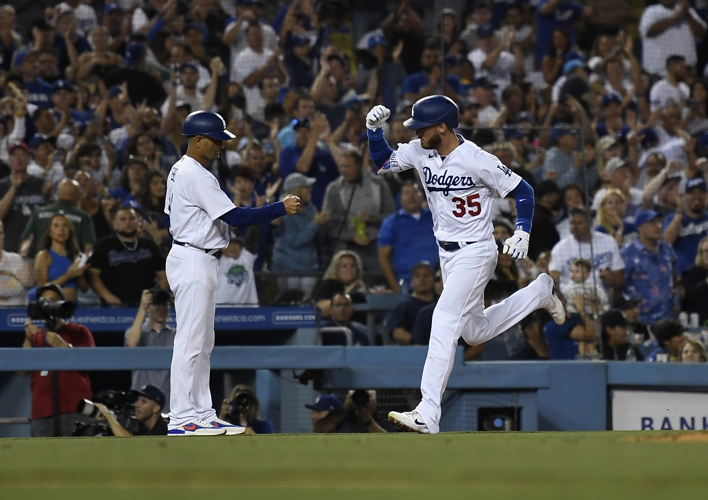 Kikuchi guides Blue Jays to rebound win in Los Angeles