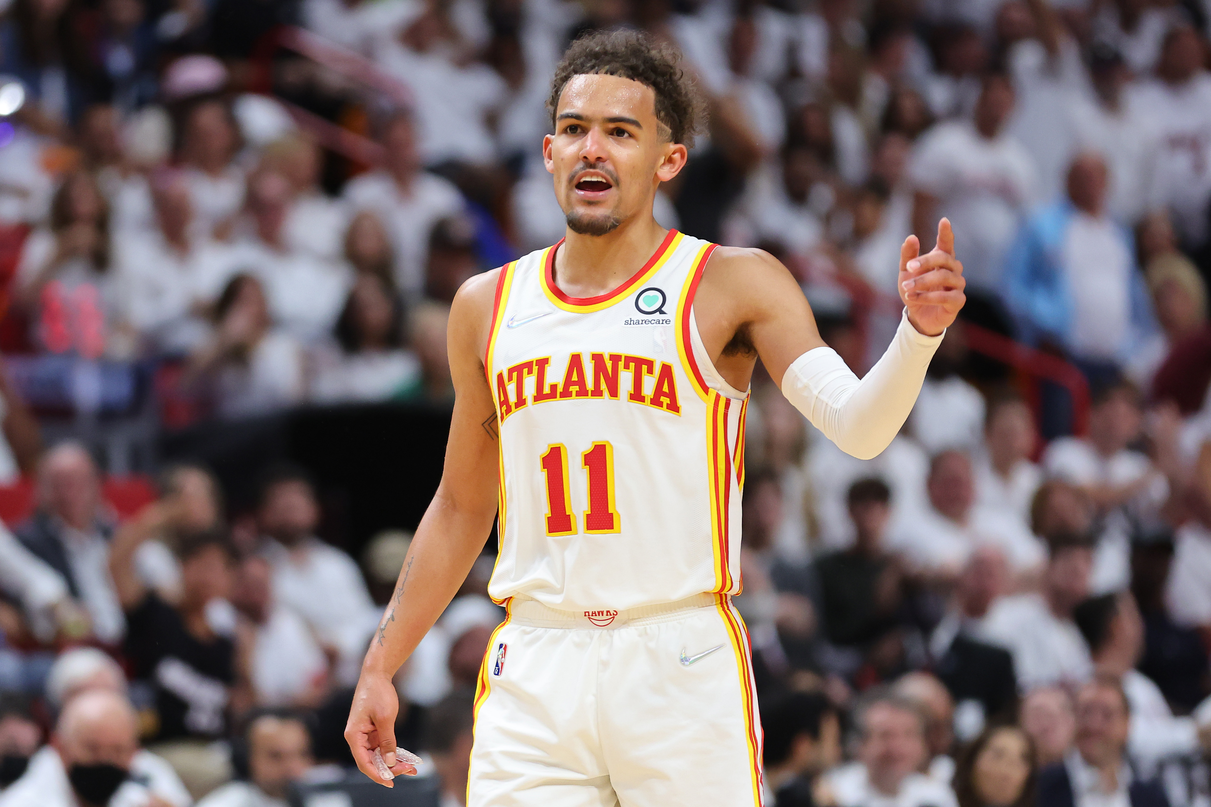 NBA betting: Odds move for Hawks after Dejounte Murray trade