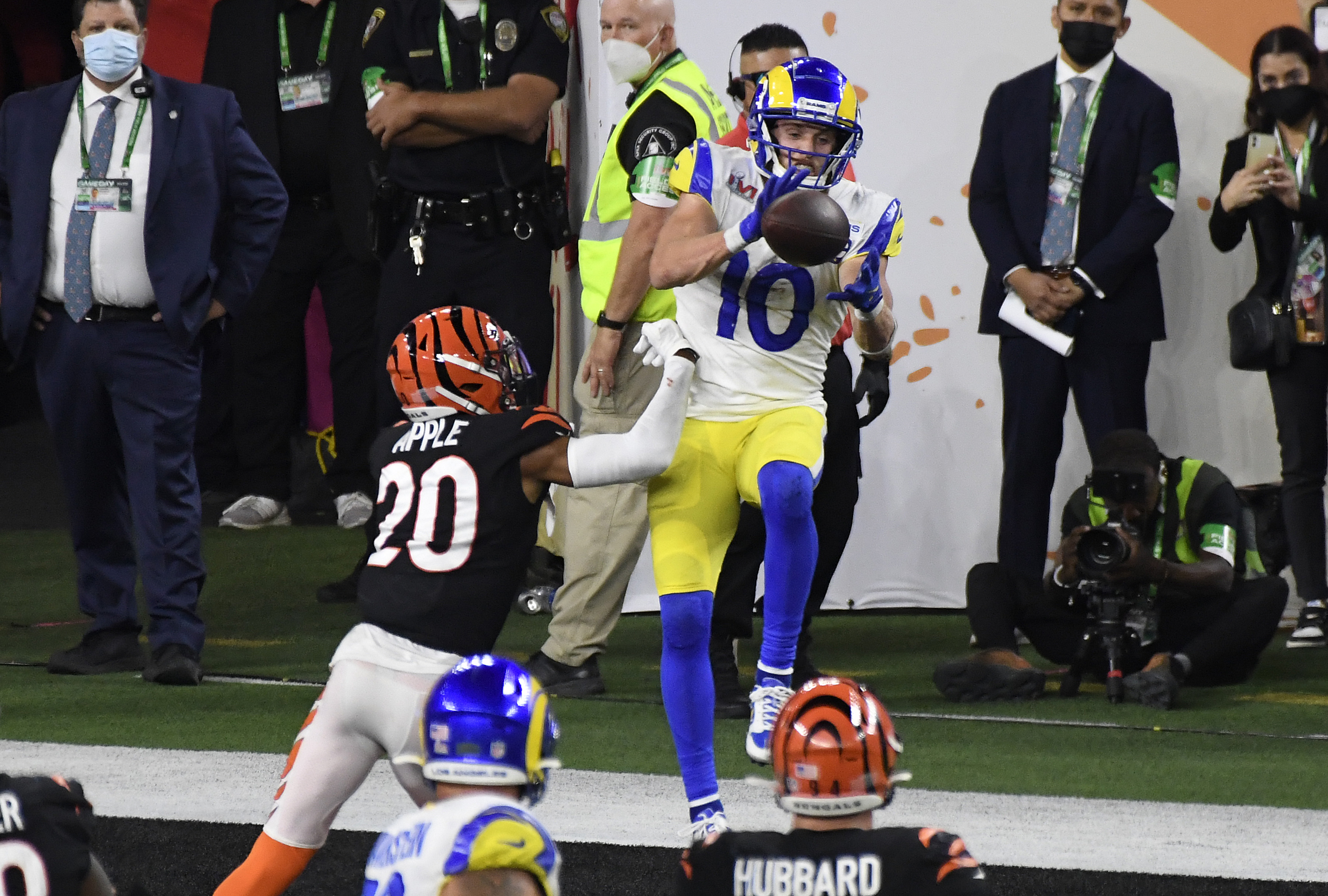 Sportsbooks install upstart Cincinnati Bengals as 3.5-point underdogs in  Super Bowl LVI - ESPN