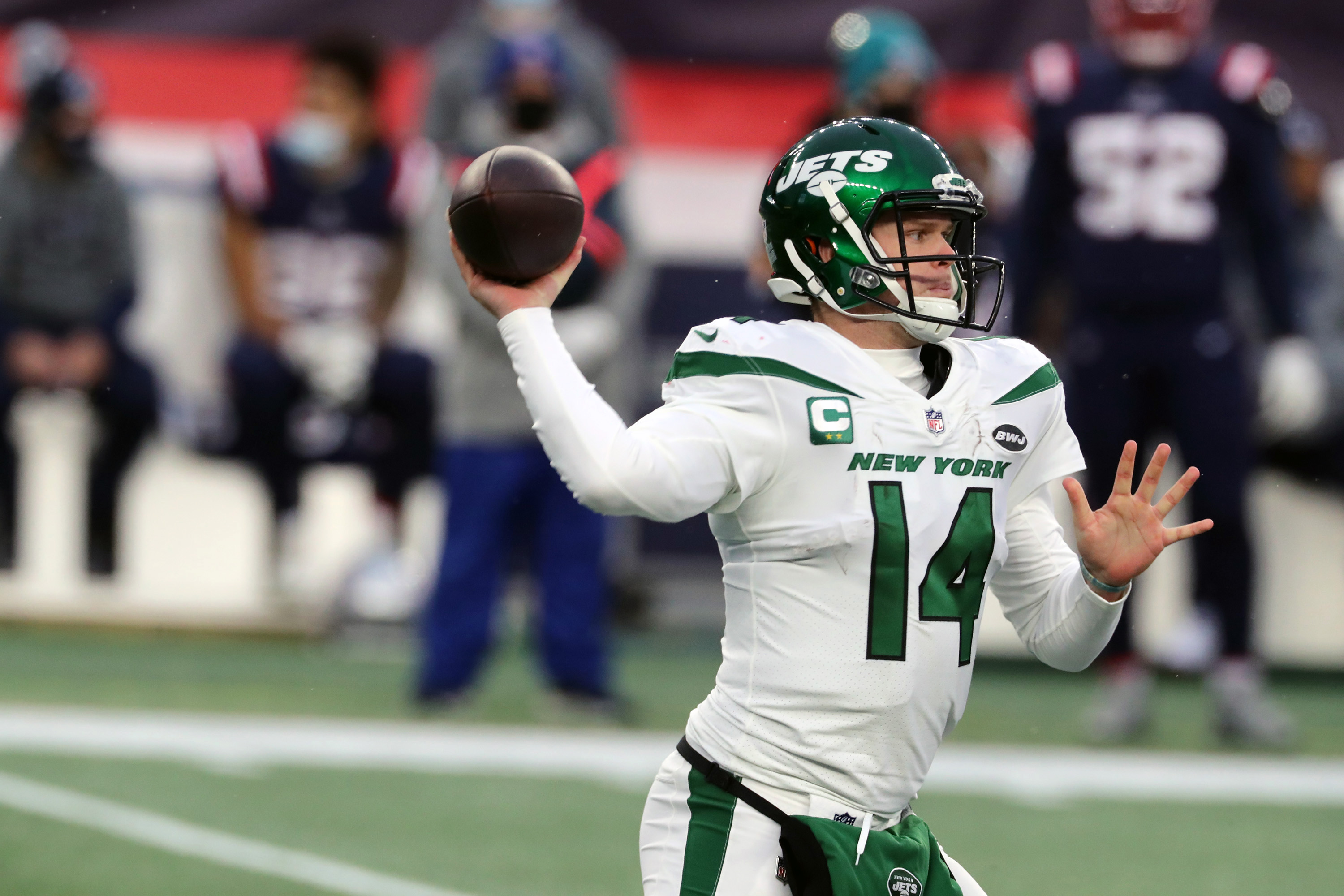 November 28, 2021: Houston Texans defensive tackle Jaleel Johnson (93) rips  the helmet off of New York Jets quarterback Zach Wilson (2) during the 2nd  quarter of an NFL football game between