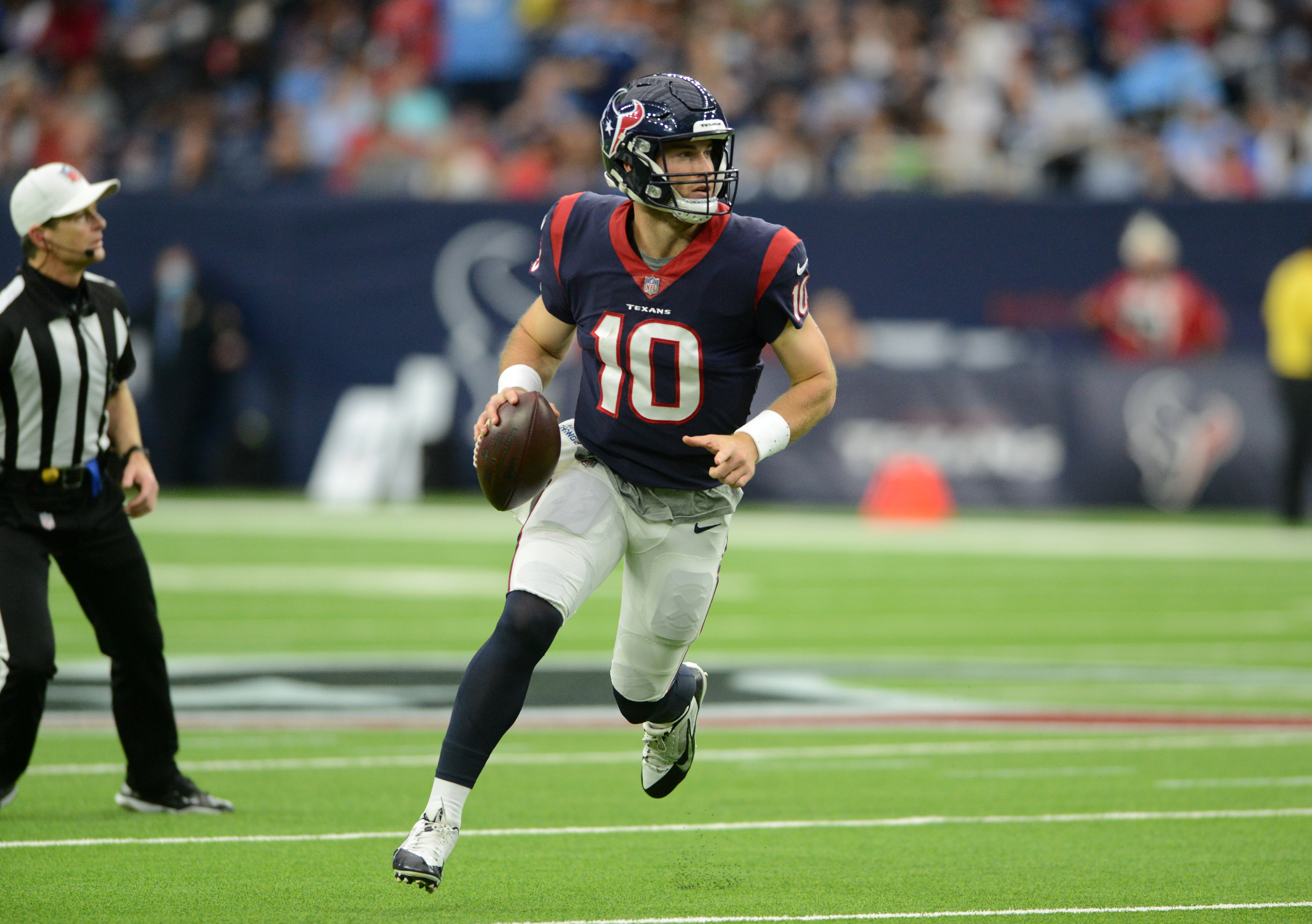 Washington Commanders tight end Cole Turner (85) lines up against the  Houston Texans during the second half of an NFL football game Sunday, Nov.  20, 2022, in Houston. The Commanders won 23-10. (