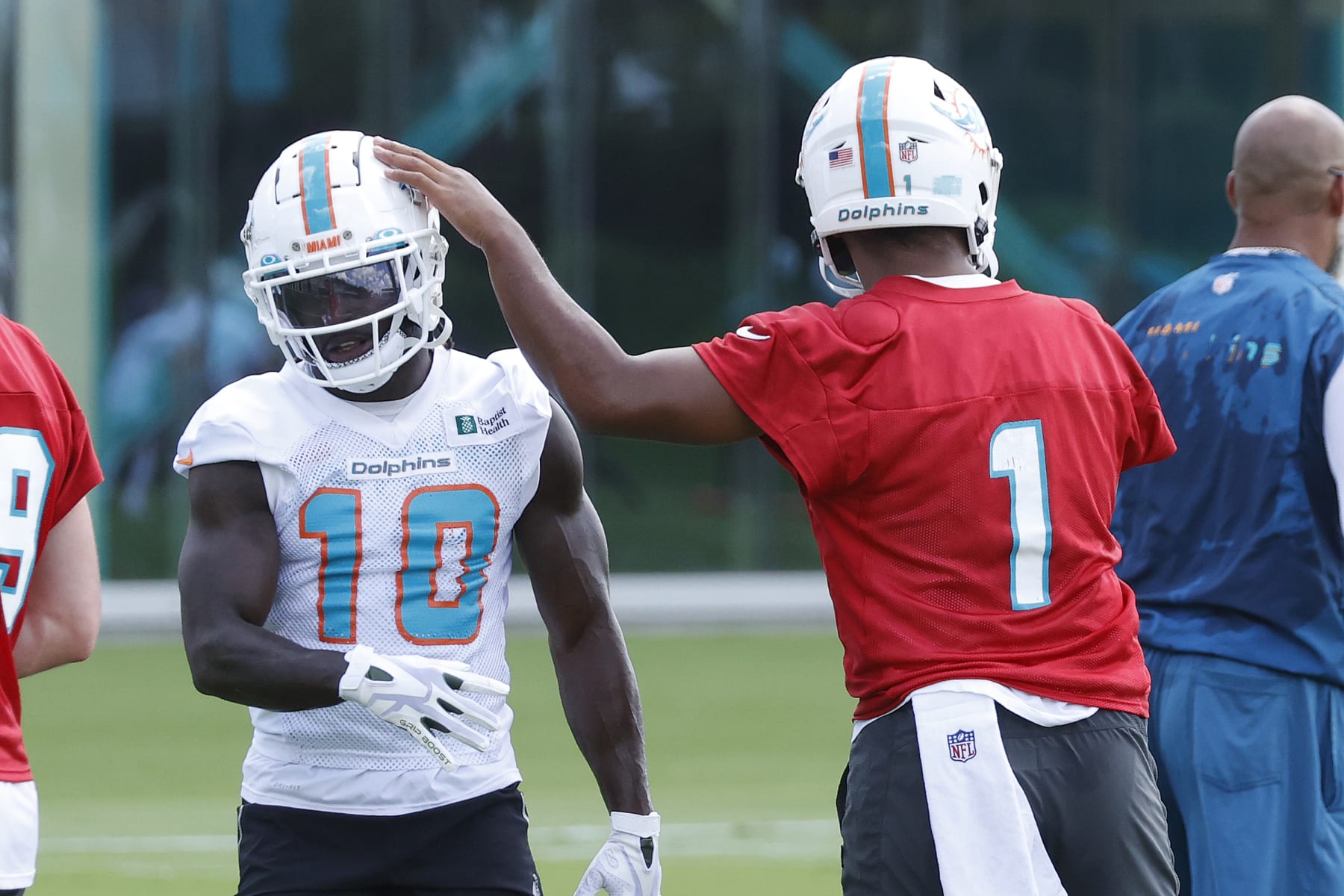 Terron Armstead rejoined Miami Dolphins practice after being sidelined for  a month - Sports Illustrated Miami Dolphins News, Analysis and More