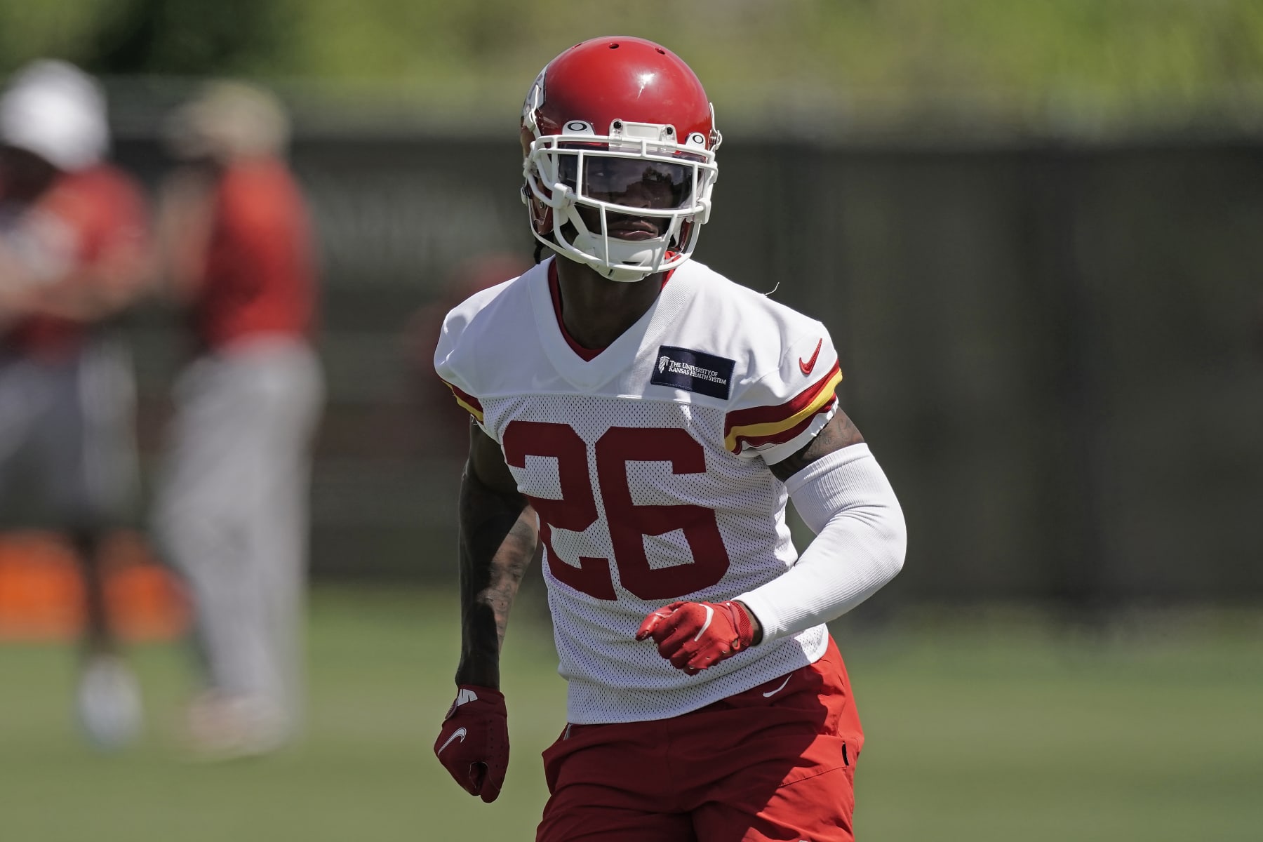 KC Chiefs sign safety Deon Bush to one-year contract