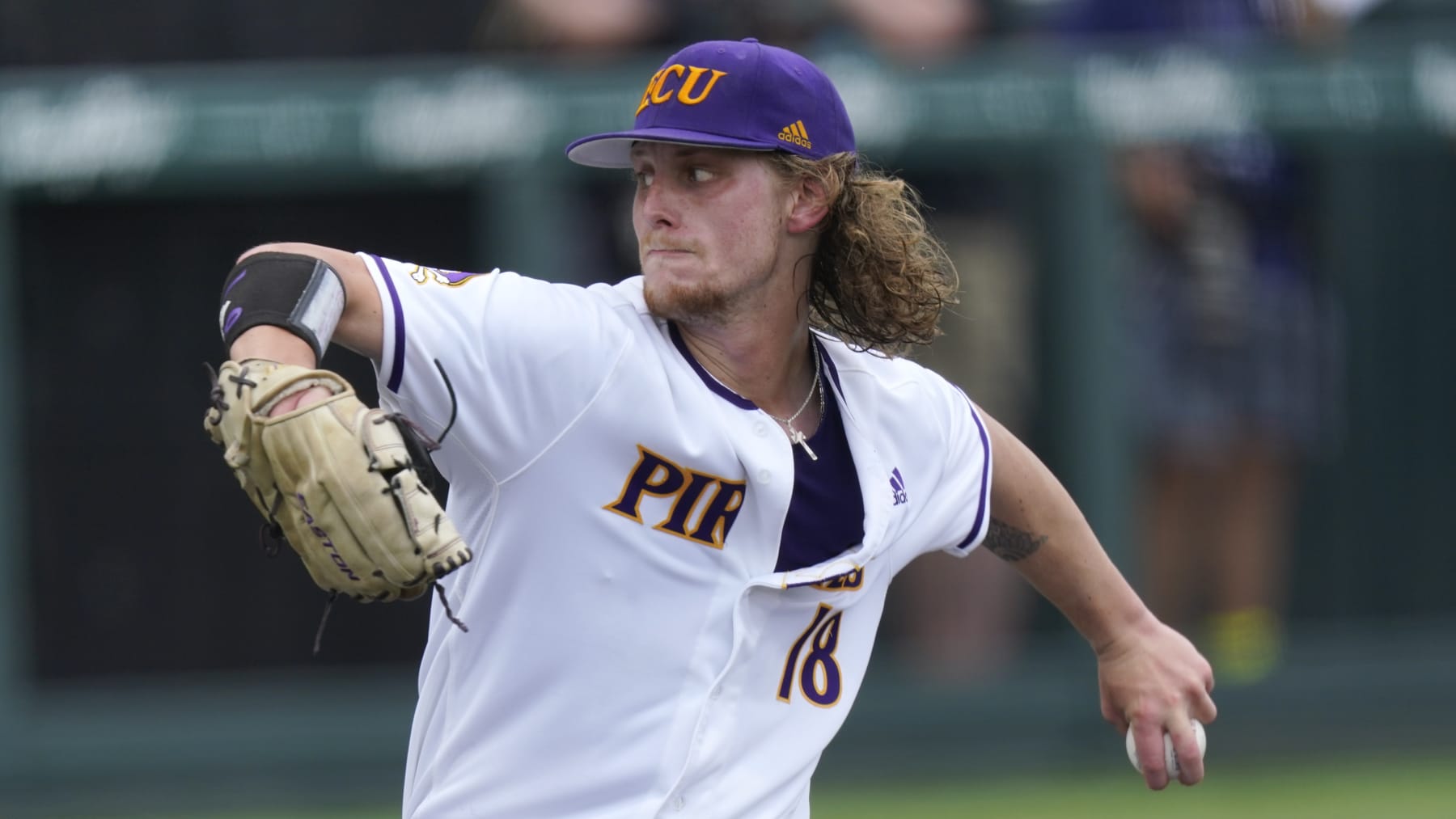 MLB Draft Preview: Top Pick, Druw Jones, Looks to Follow in Father's  Footsteps 