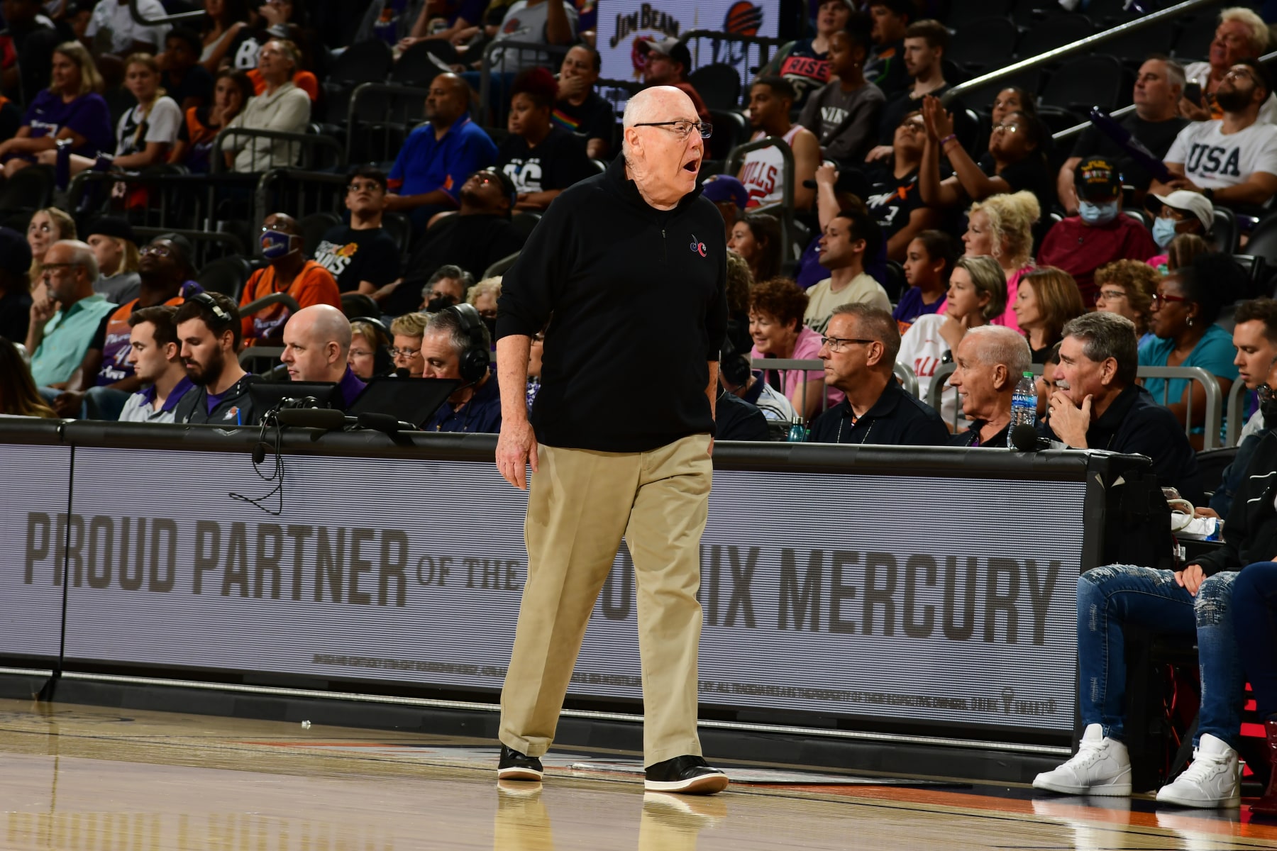 PHOENIX, AZ - JULY 14: Head Coach Mike Thibault of the Washington Mystics talks during the game against the Phoenix Mercury on July 14, 2022 at Footprint Center in Phoenix, Arizona. NOTE TO USER: User expressly acknowledges and agrees that, by downloading and or using this photograph, user is consenting to the terms and conditions of the Getty Images License Agreement. Mandatory Copyright Notice: Copyright 2022 NBAE (Photo by Kate Frese/NBAE via Getty Images)