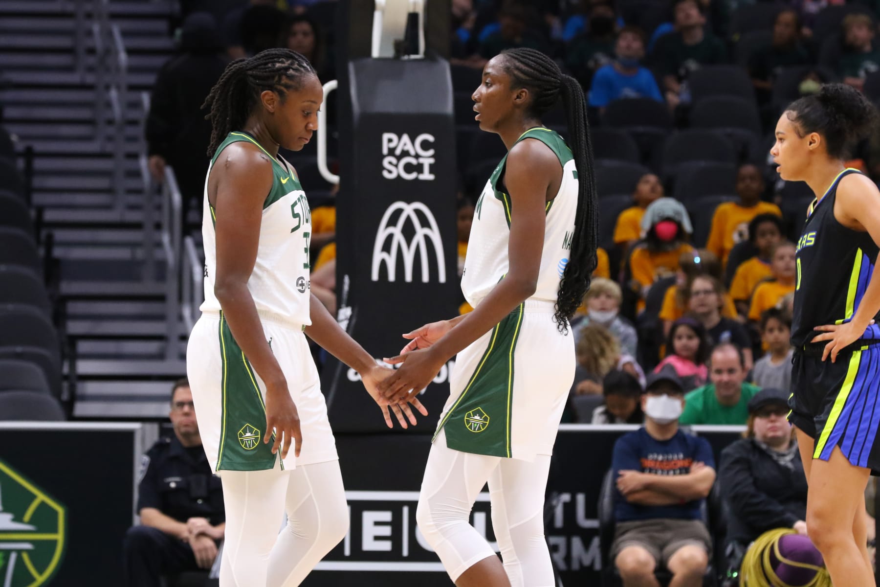 WNBA Power Rankings: Can anyone stop the Aces? Surging Wings up