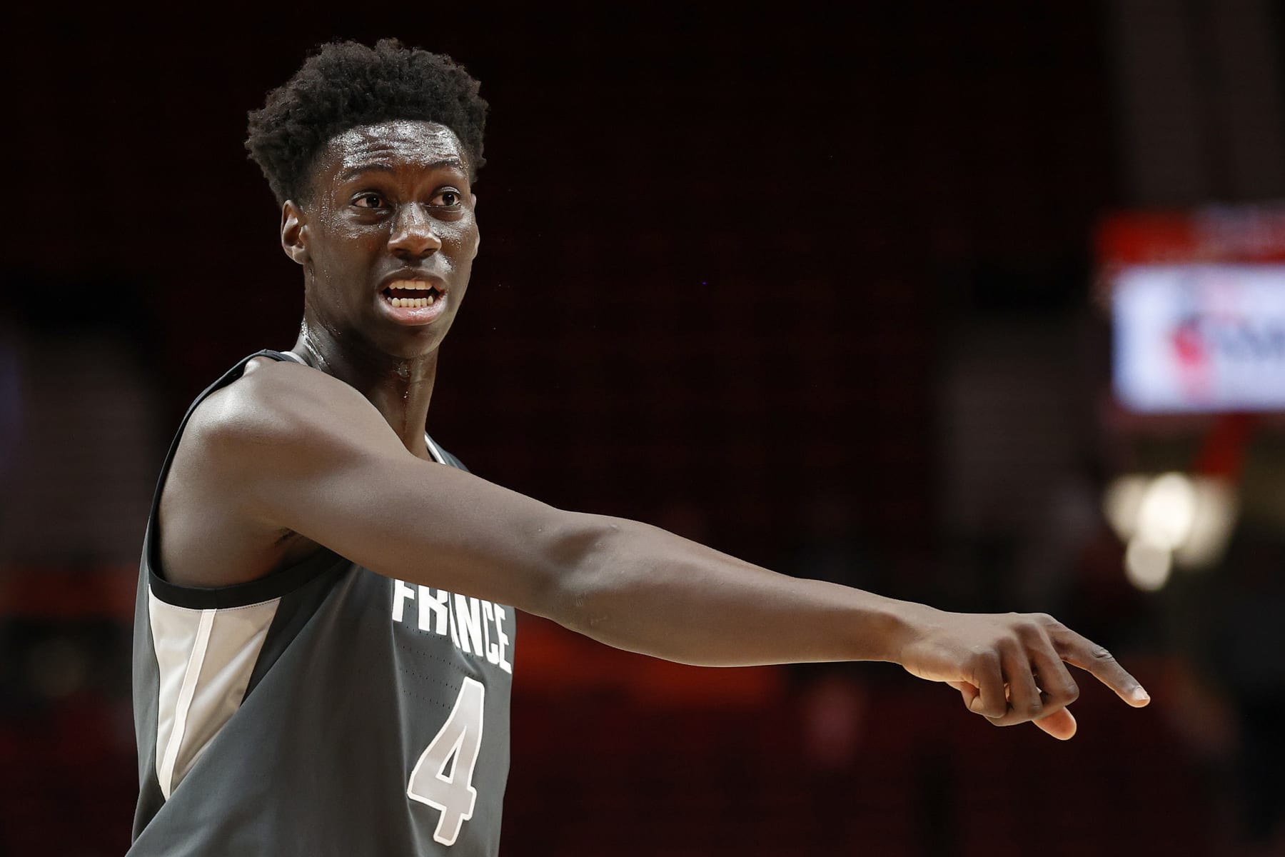 Jonathan Kuminga is considering the NBA G League along with four schools