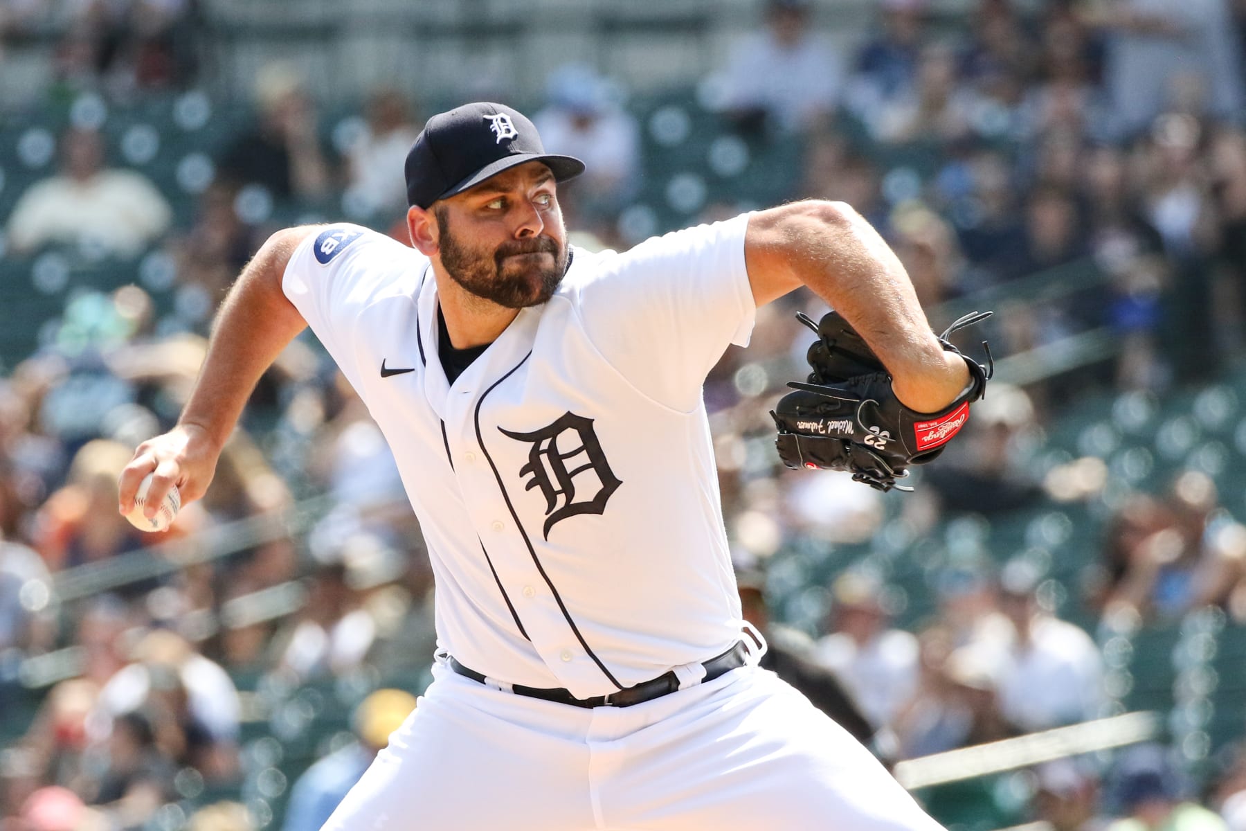 Tigers lose lefty Joe Mantiply to Yankees