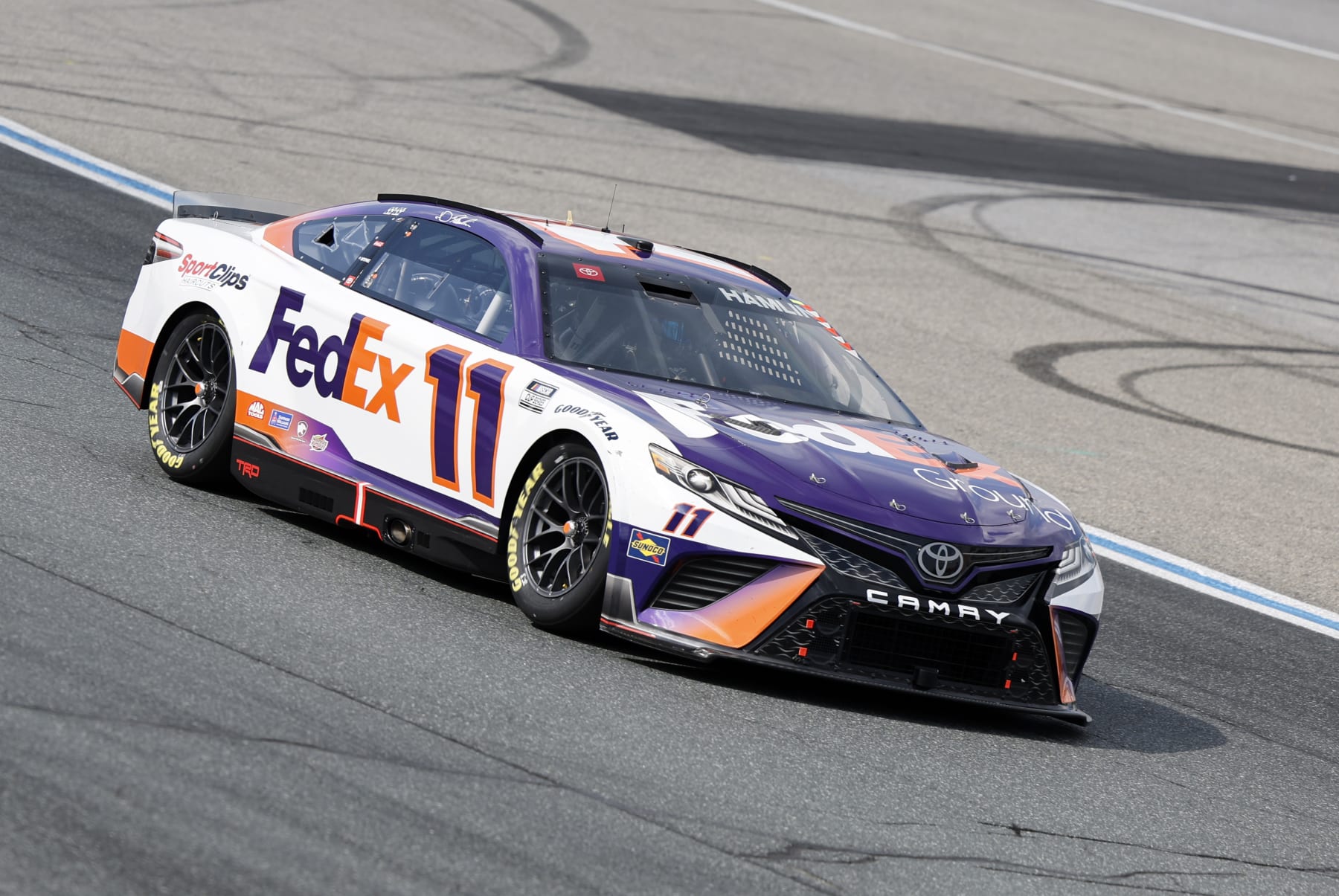 Pocono Raceway odds: Denny Hamlin, Martin Truex Jr. co-favorites to win at  The Tricky Triangle