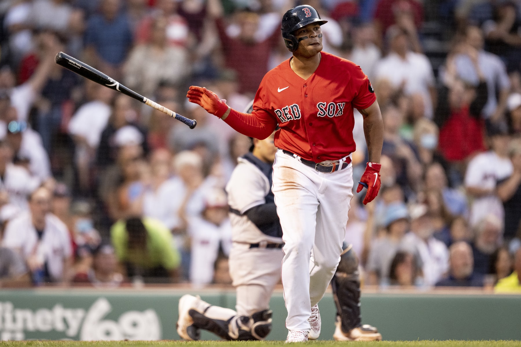 Here's how the Red Sox debuts of J.D. Martinez and Manny Ramirez compare