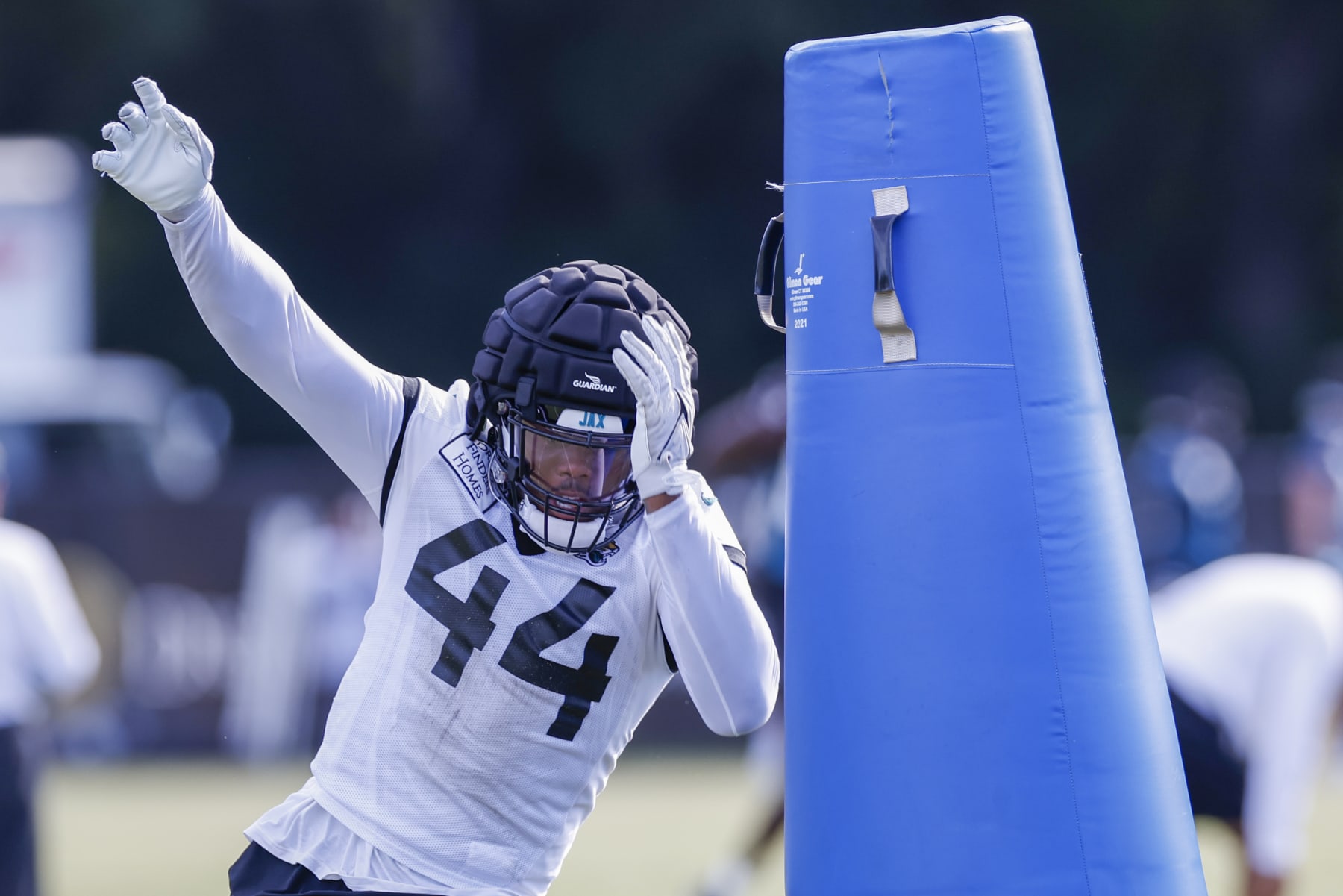 JACKSONVILLE, FL - JULY 26: Jacksonville Jaguars linebacker Travon Walker (44) during training camp on July 26, 2022 at Episcopal School of Jacksonville in Jacksonville, Fl. (Photo by David Rosenblum/Icon Sportswire via Getty Images)