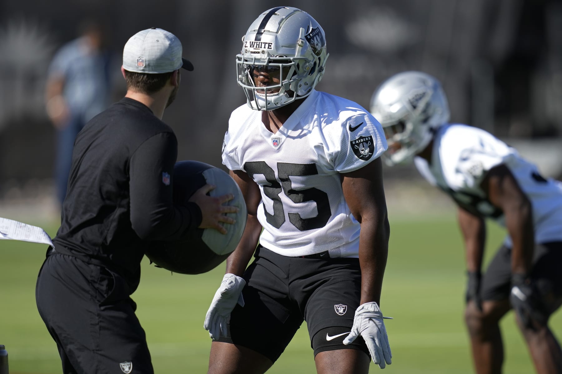 Darren Waller, Raiders agree to 3-year, $51M extension [Instant Reaction]