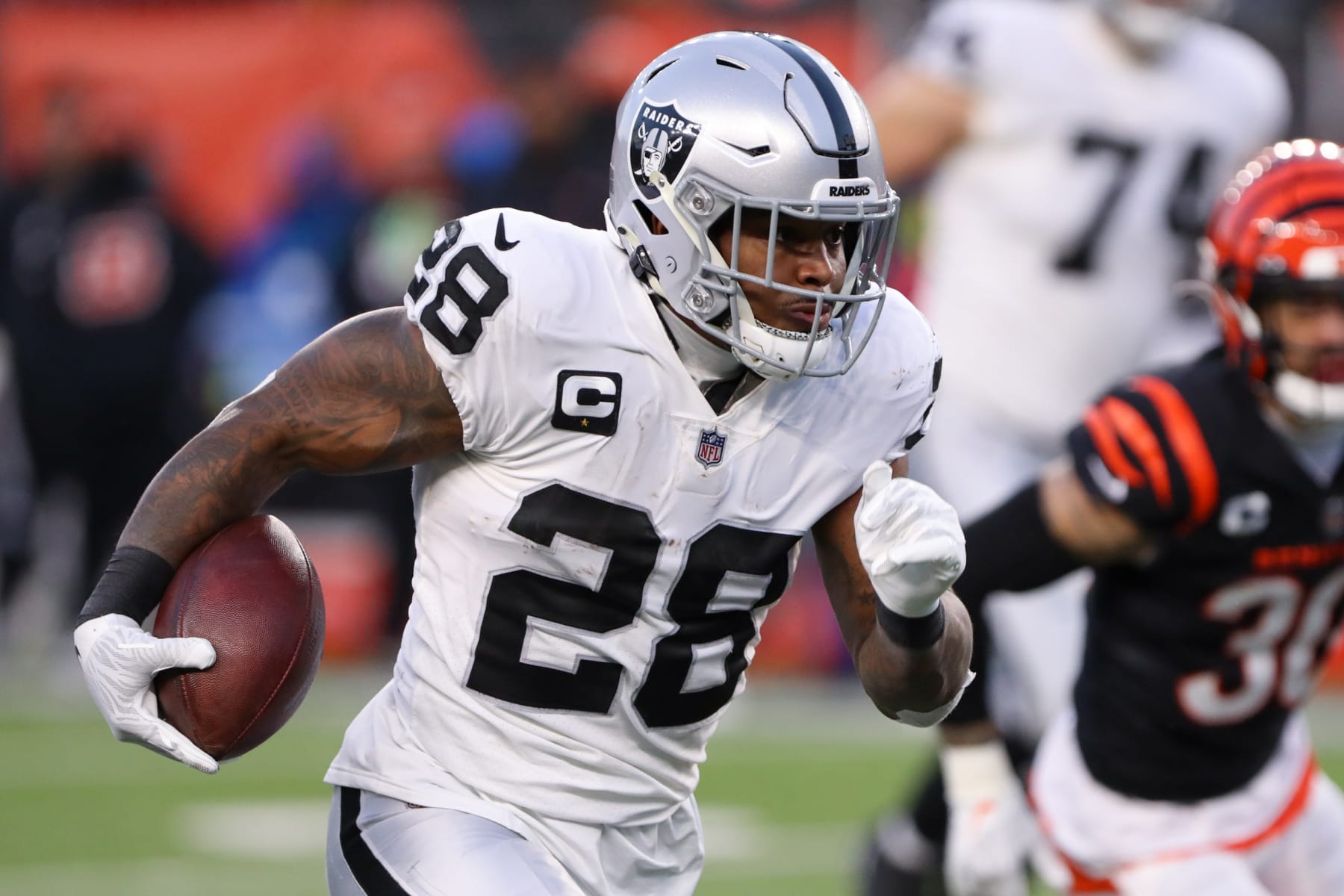 Darren Waller, Raiders agree to 3-year, $51M extension [Instant Reaction]