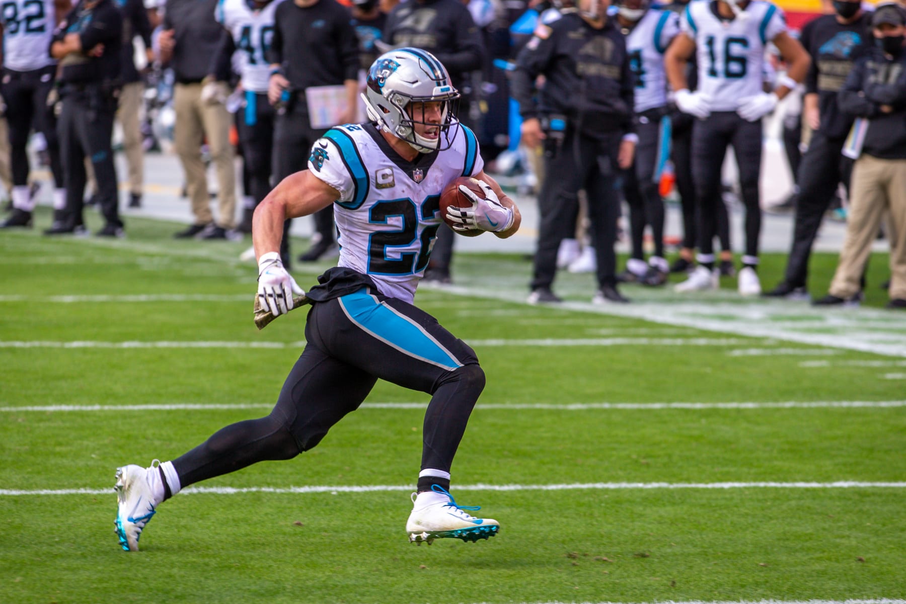 2023 Half PPR Fantasy Football Rankings: Christian McCaffrey Flirting with  Top Spot - Bleacher Nation