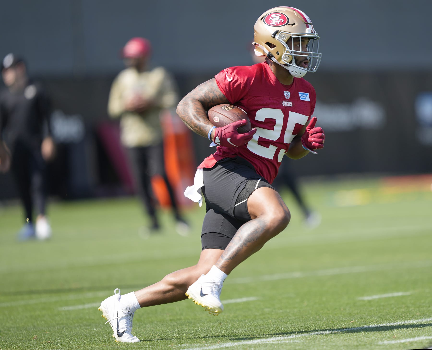 San Francisco 49ers 2022 Fantasy Football Sleeper, Breakout & Bust