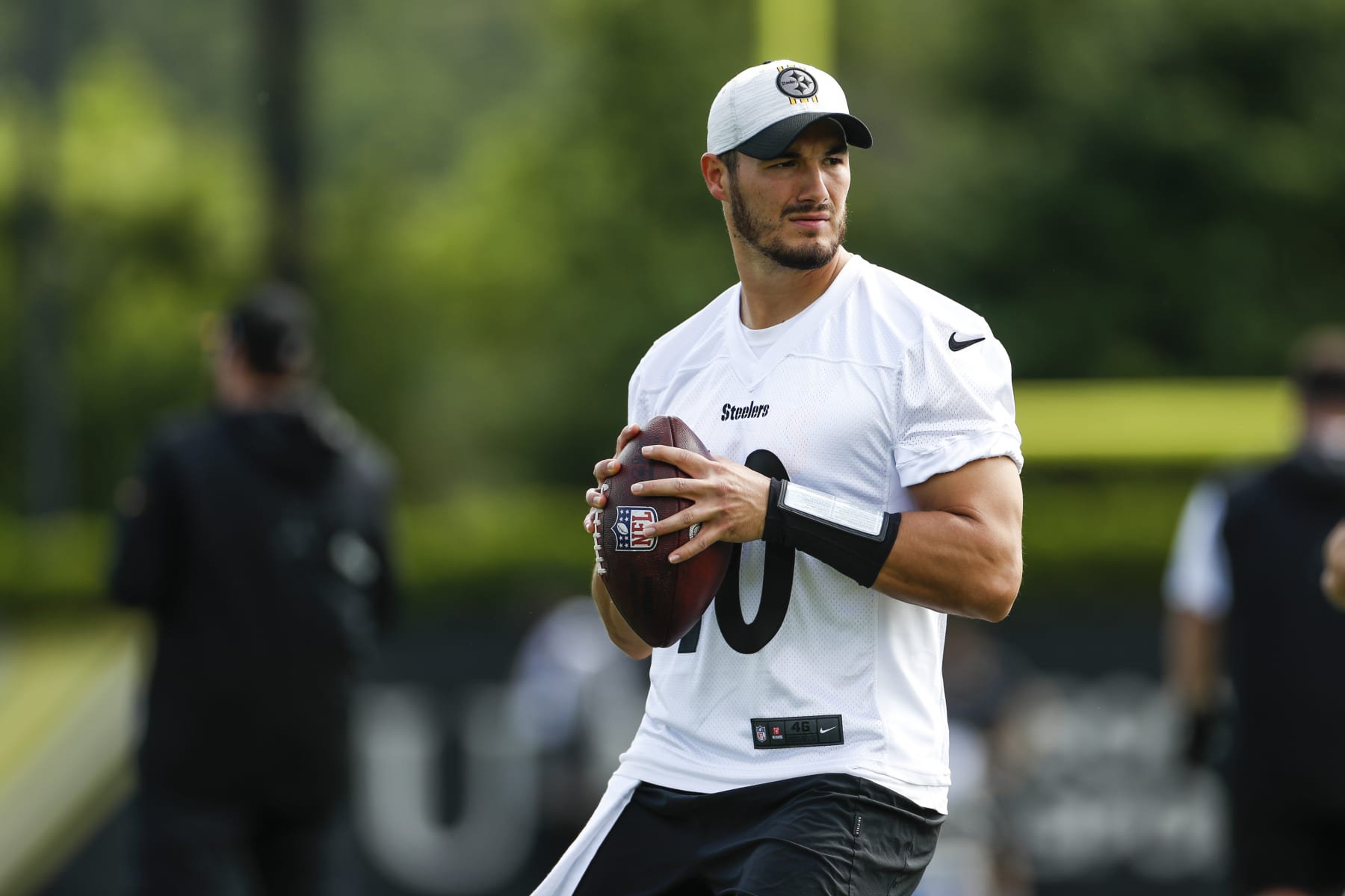 Steelers QB Mason Rudolph Will be on the 2022 Roster Due to Challenge of the  2019 Season According to The Athletic