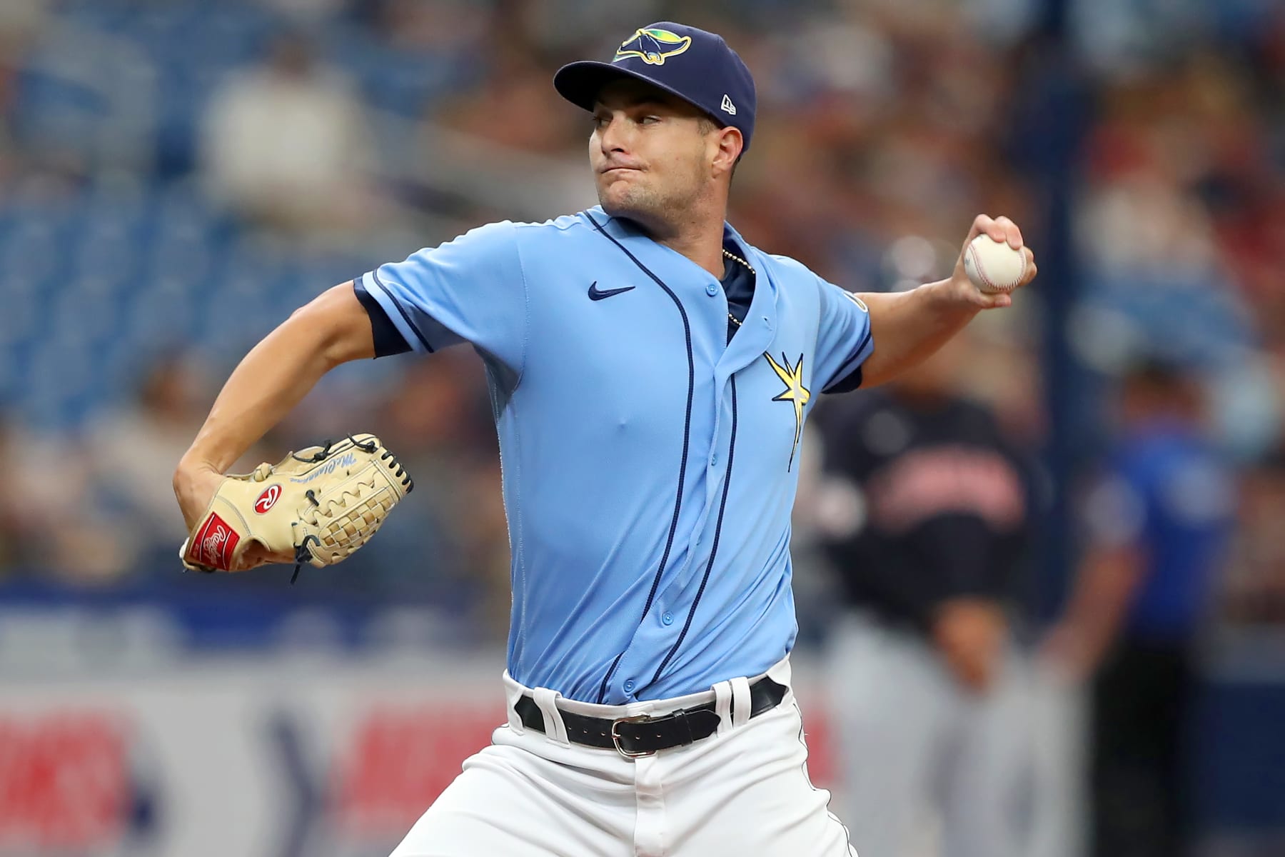 St. Petersburg, Florida, USA. June 26, 2022: Tampa Bay Rays starting  pitcher Shane McClanahan (18) throws a pitch during the MLB game between  Pittsburgh Pirates and Tampa Bay Rays St. Petersburg, FL.