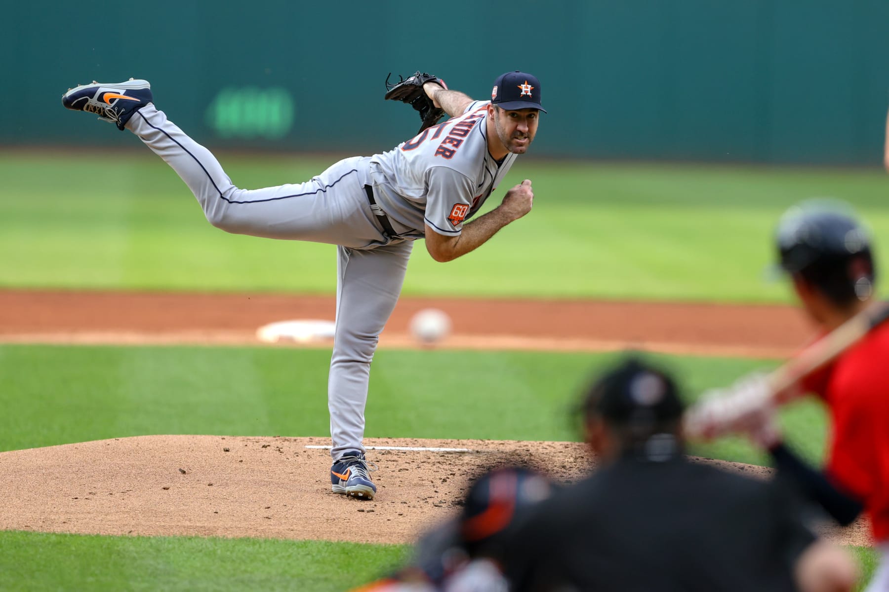 CLEVELAND, OH - AUGUST 04: Houston Astros starting pitcher Justin Verlander (35) delivers a pitch to the plate during the first inning of the the Major League Baseball game between the Houston Astros and Cleveland Guardians on August 4, 2022, at Progressive Field in Cleveland, OH. (Photo by Frank Jansky/Icon Sportswire via Getty Images)